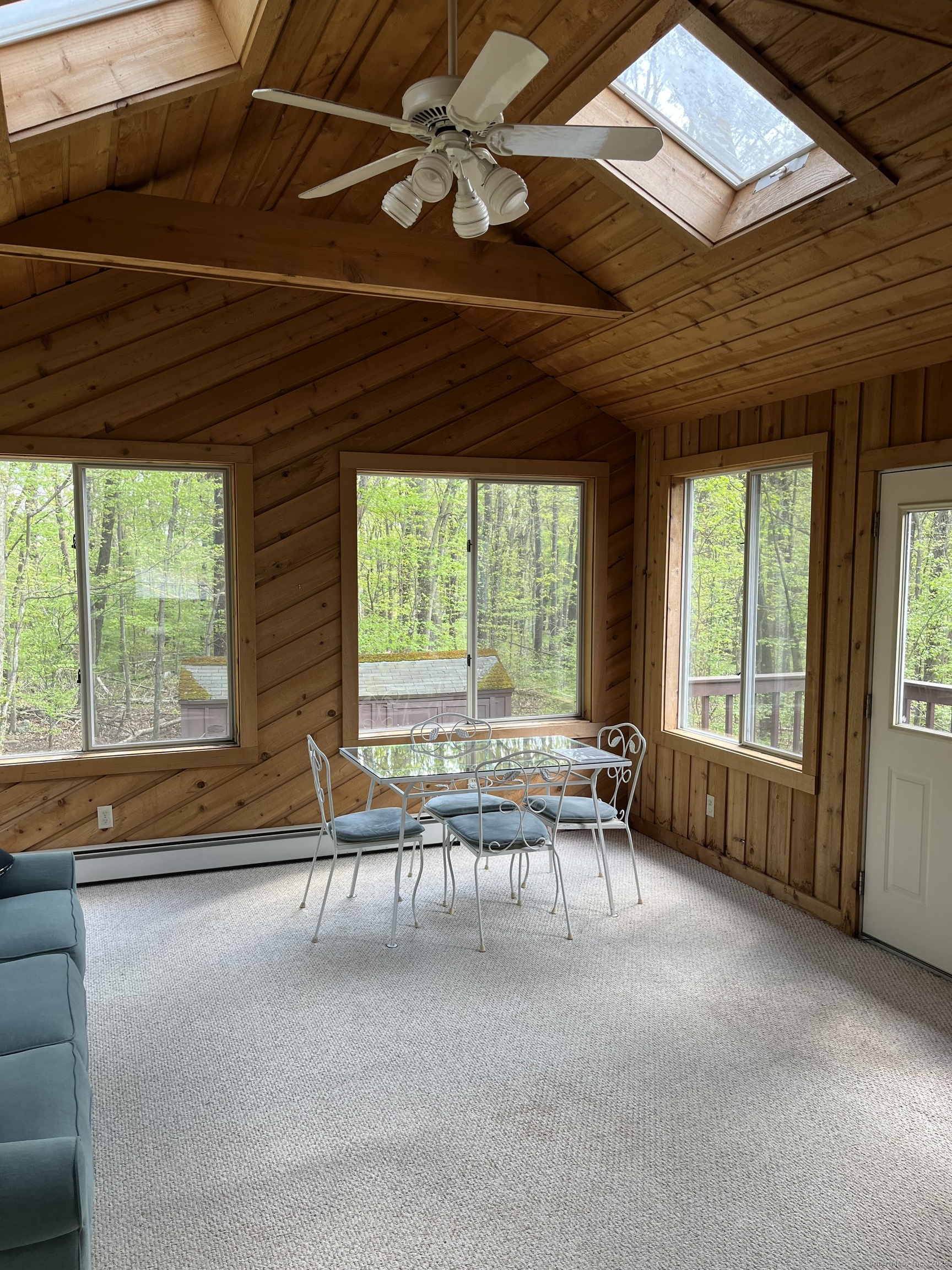 21 Pine, Oxford, Connecticut 06478