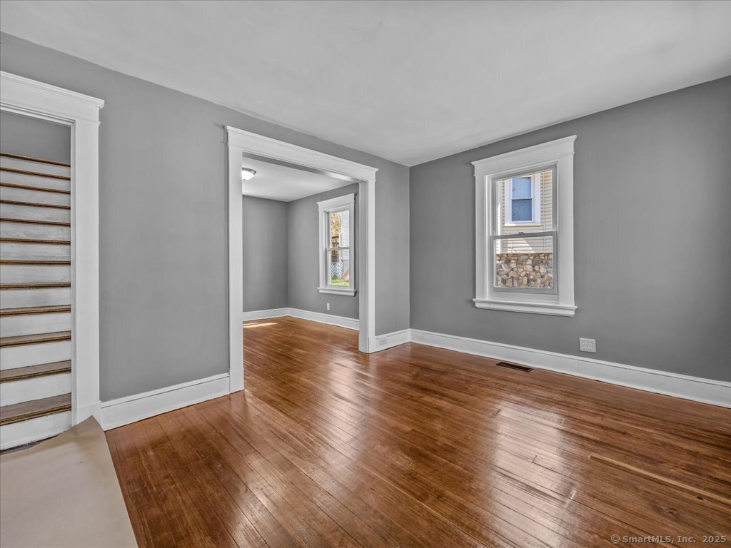 34 Peach, Waterbury, Connecticut 06708