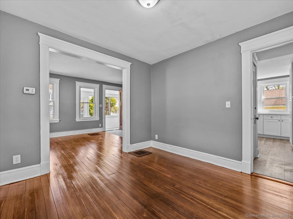 34 Peach, Waterbury, Connecticut 06708