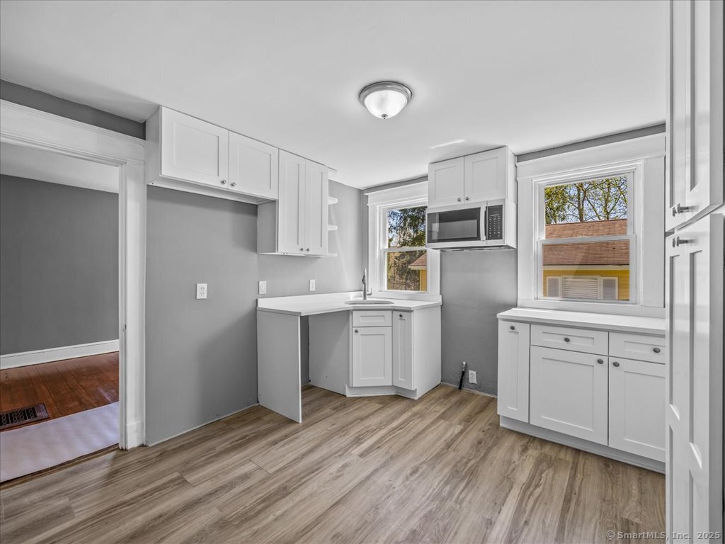 34 Peach, Waterbury, Connecticut 06708