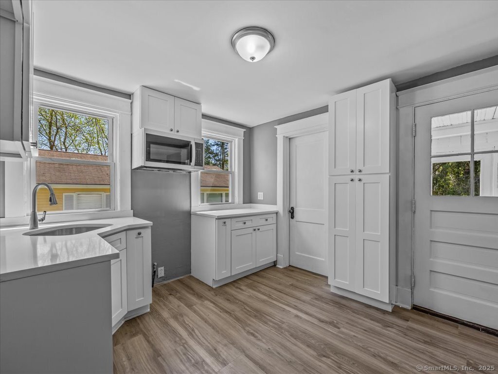 34 Peach, Waterbury, Connecticut 06708