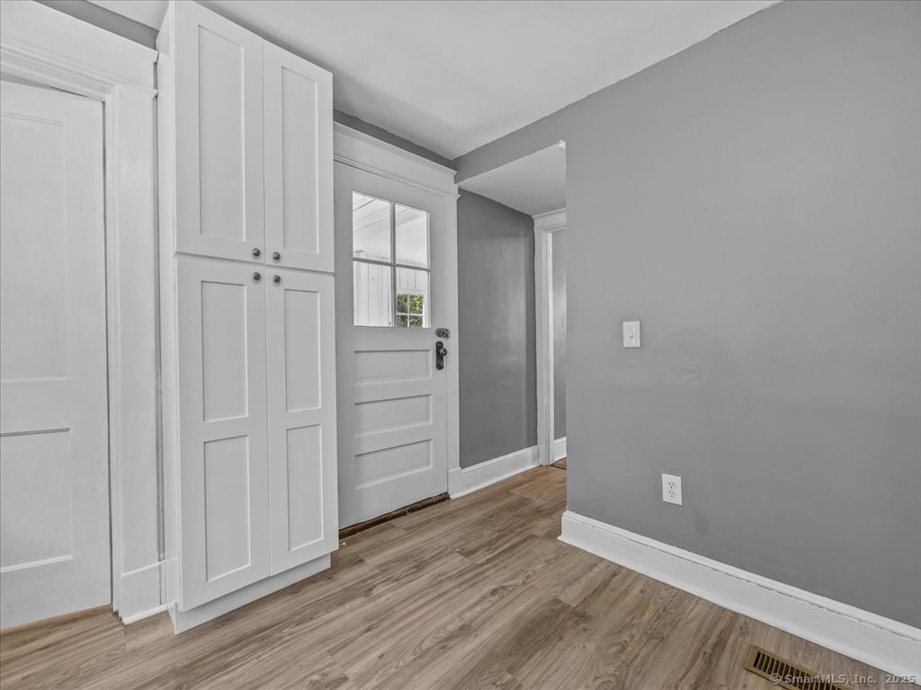 34 Peach, Waterbury, Connecticut 06708