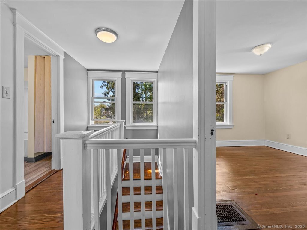 34 Peach, Waterbury, Connecticut 06708