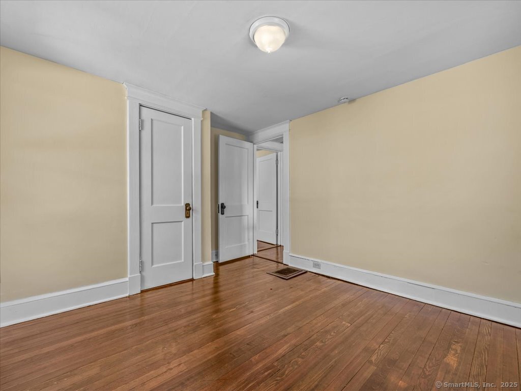 34 Peach, Waterbury, Connecticut 06708