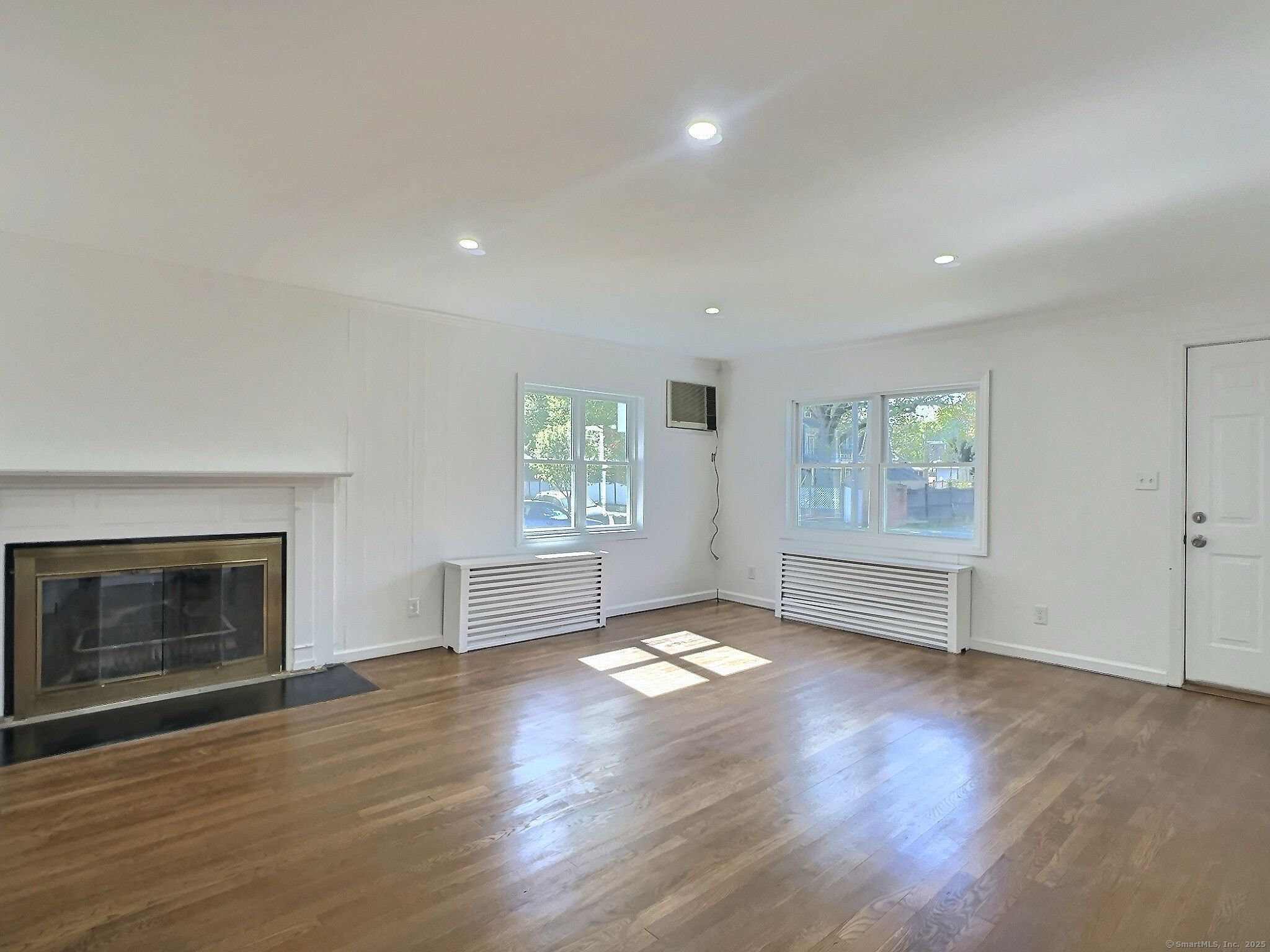 141 Arcadia, Bridgeport, Connecticut 06604