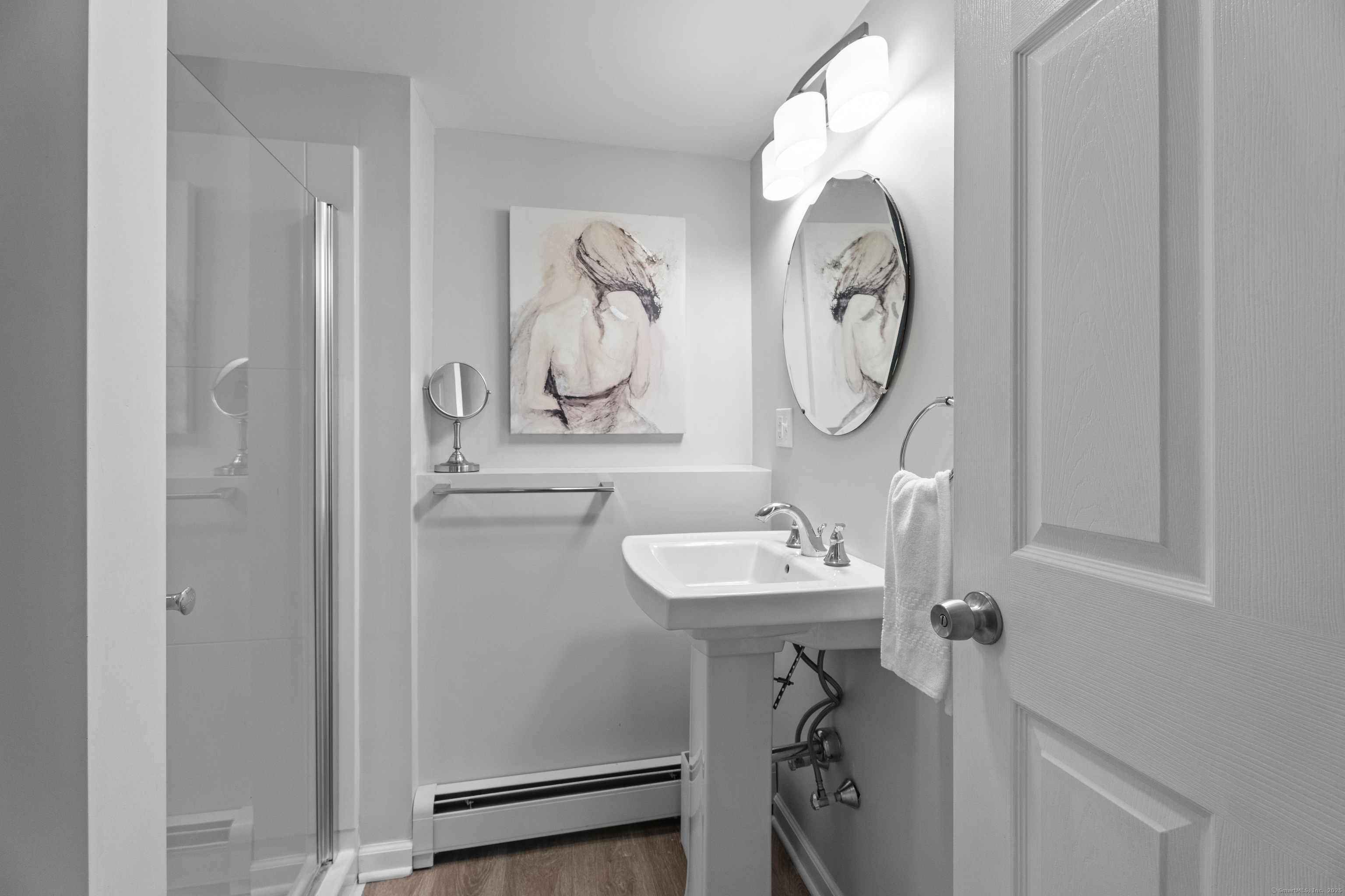 75 Summit, North Branford, Connecticut 06471