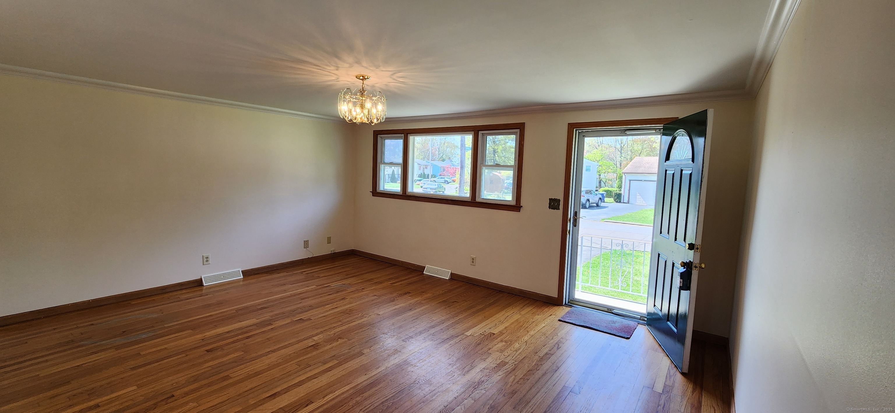 116 Aimes, West Haven, Connecticut 06516