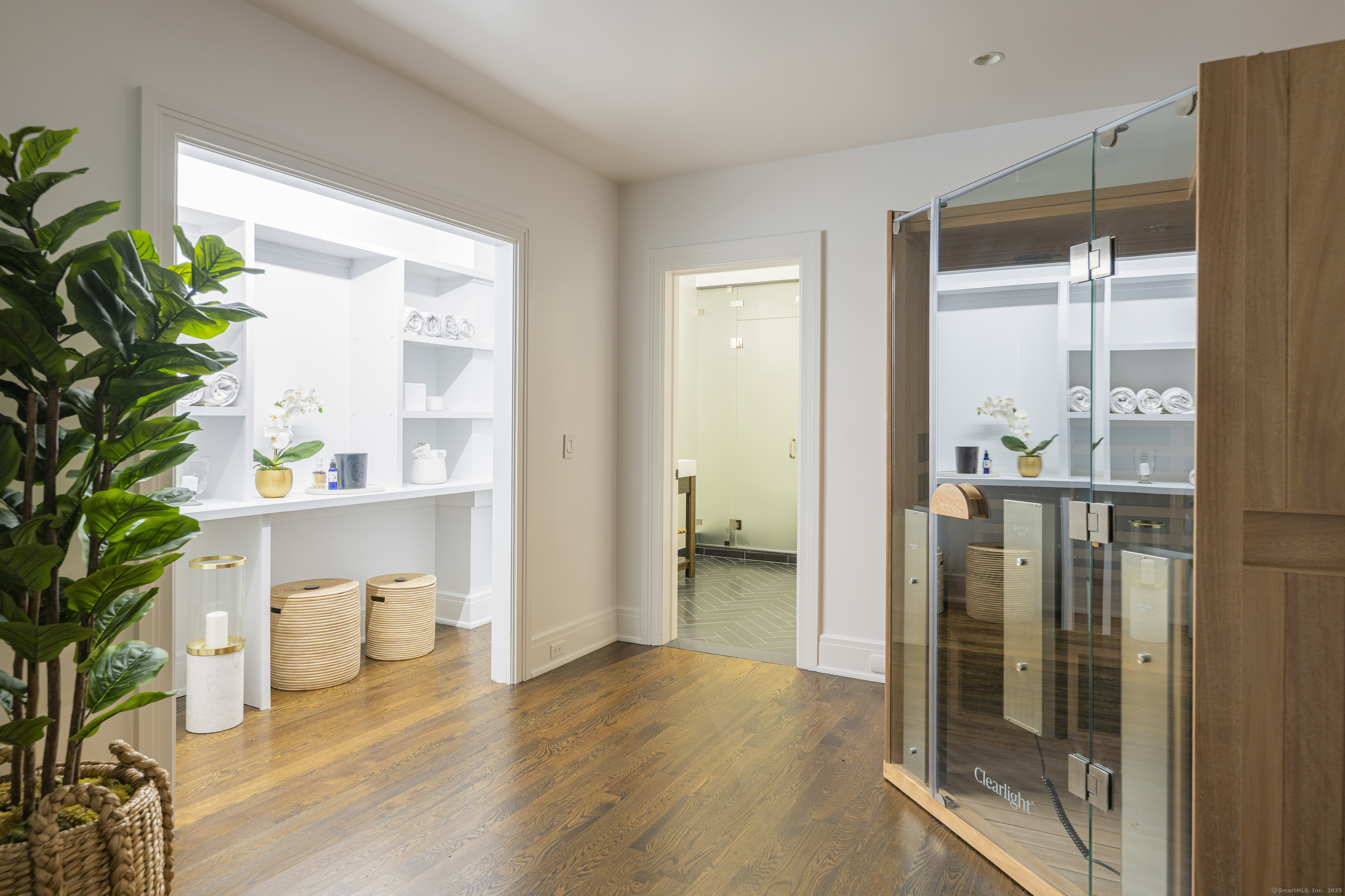 183 Hemlock Hill, New Canaan, Connecticut 06840