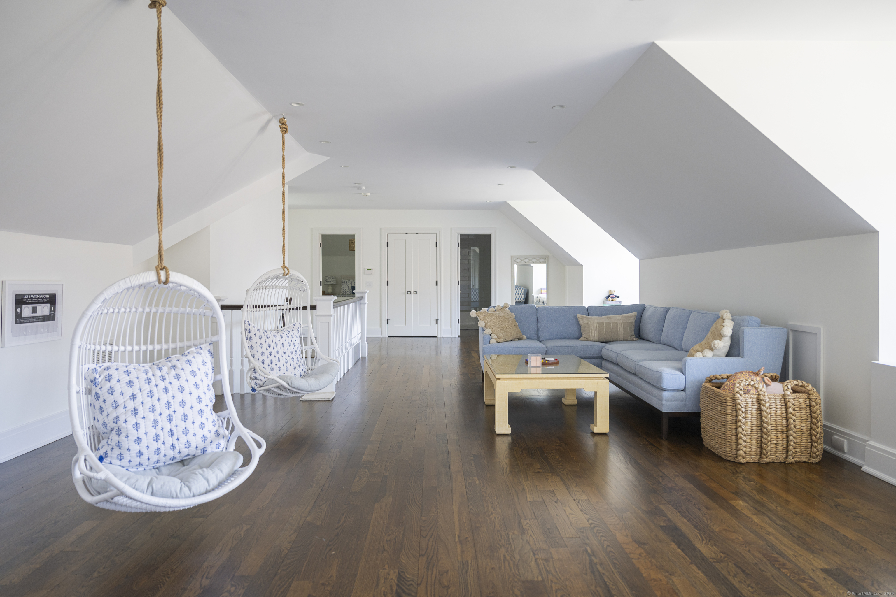 183 Hemlock Hill, New Canaan, Connecticut 06840
