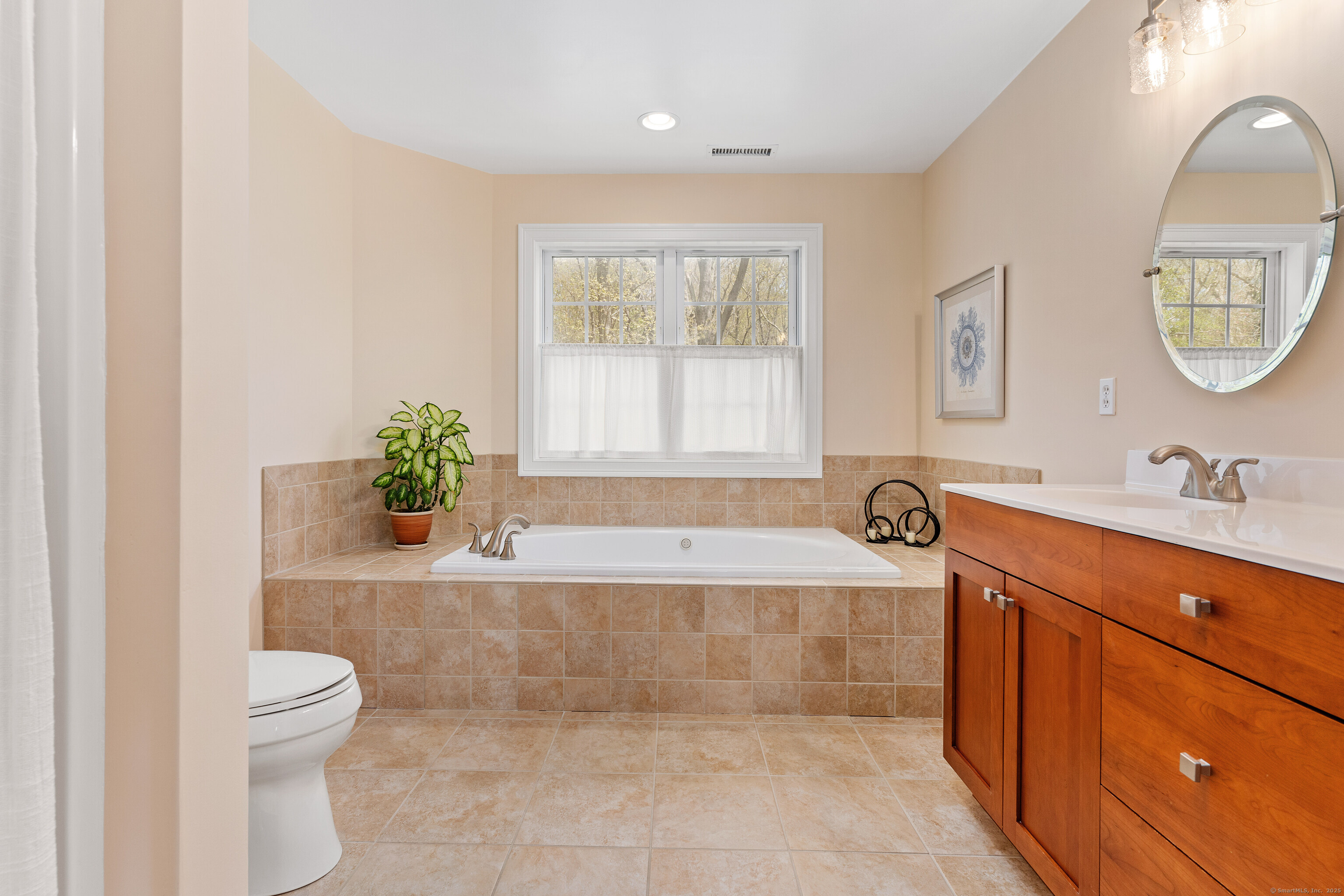 13 Partridge, Branford, Connecticut 06405