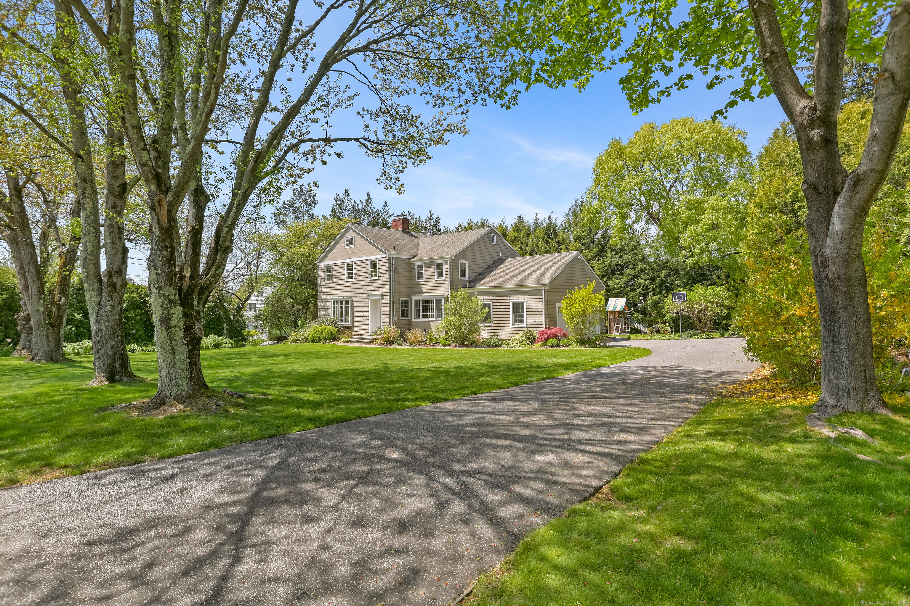 15 Old Orchard, Easton, Connecticut 06612
