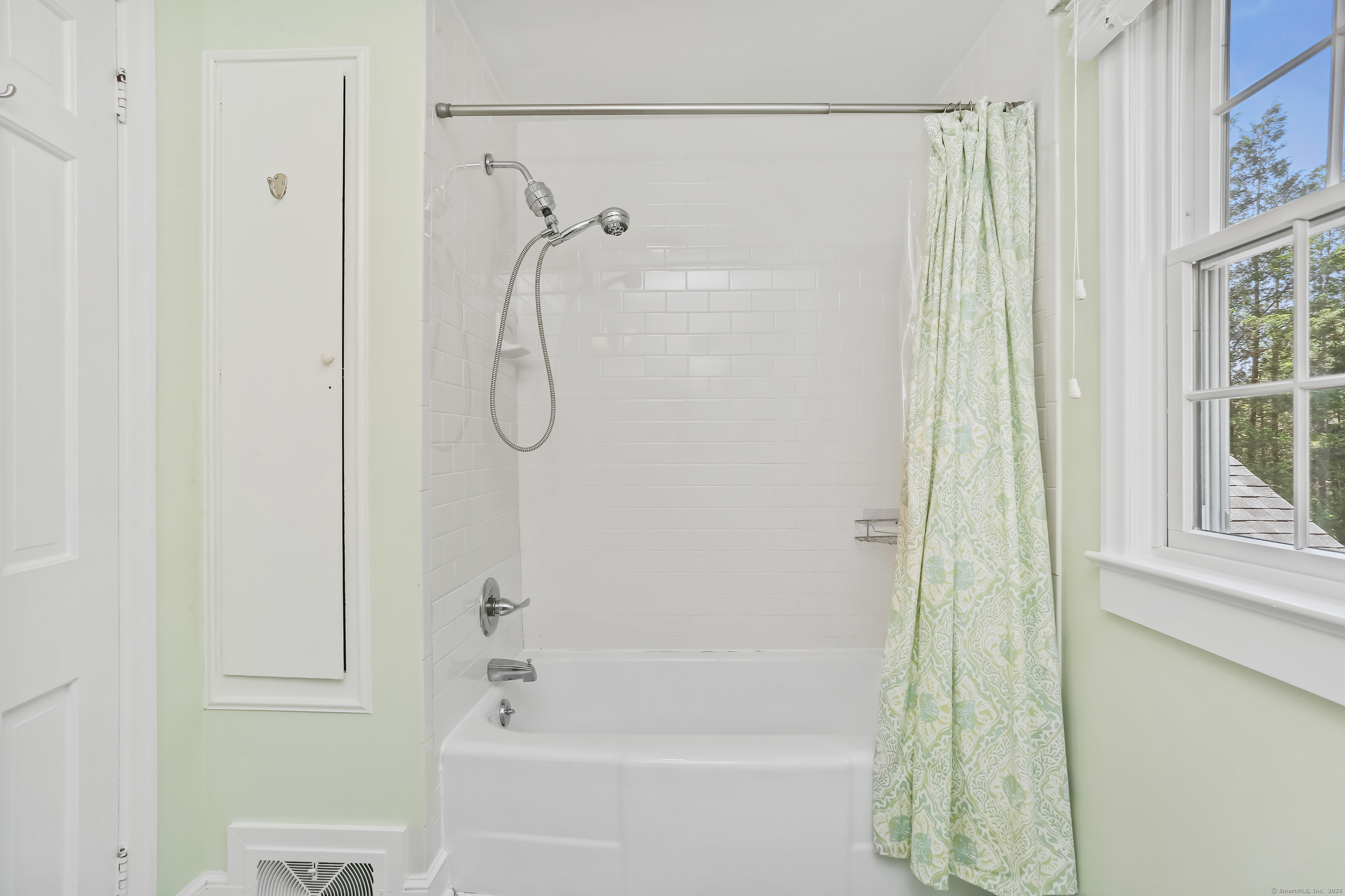 15 Old Orchard, Easton, Connecticut 06612