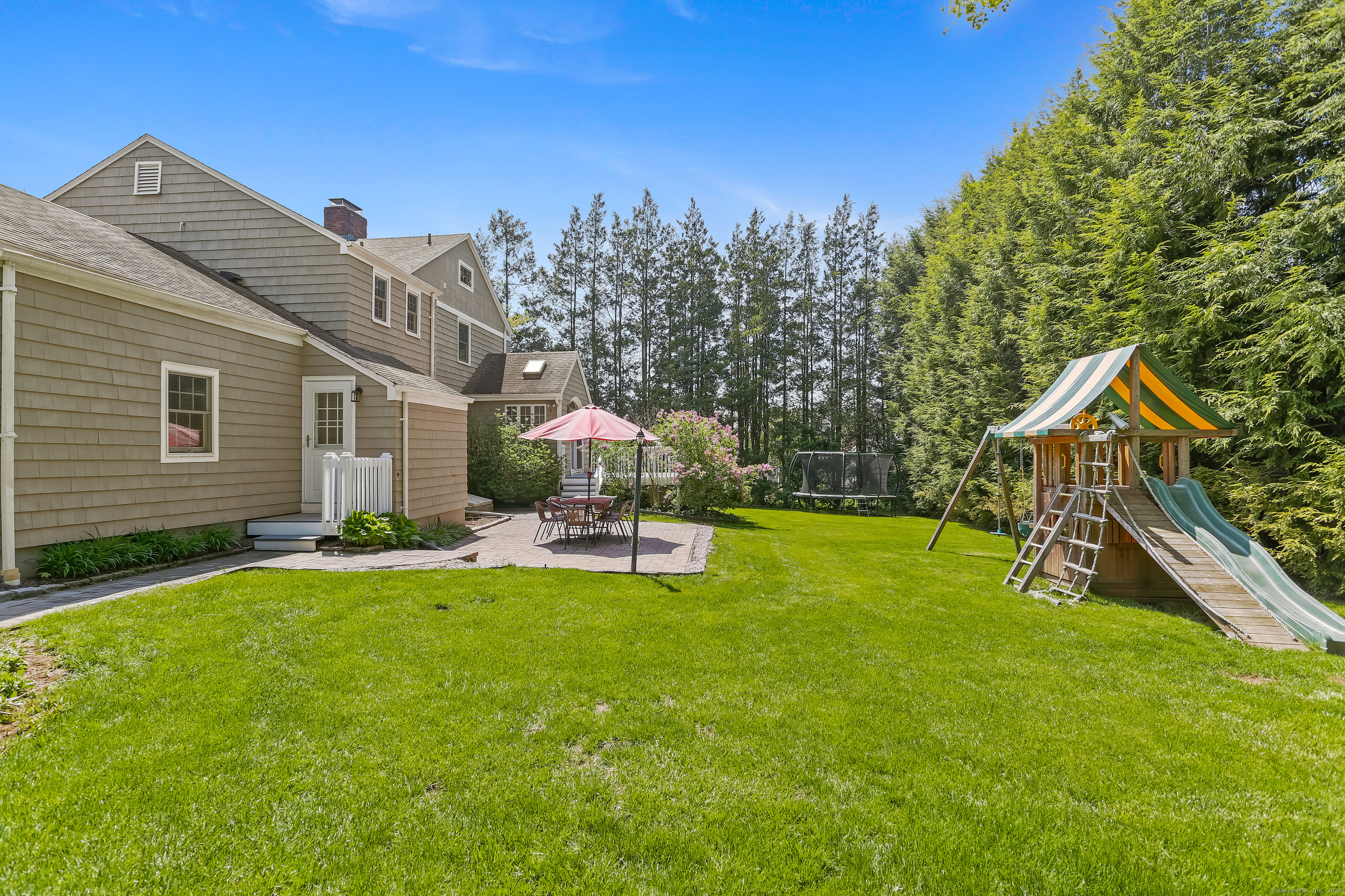 15 Old Orchard, Easton, Connecticut 06612