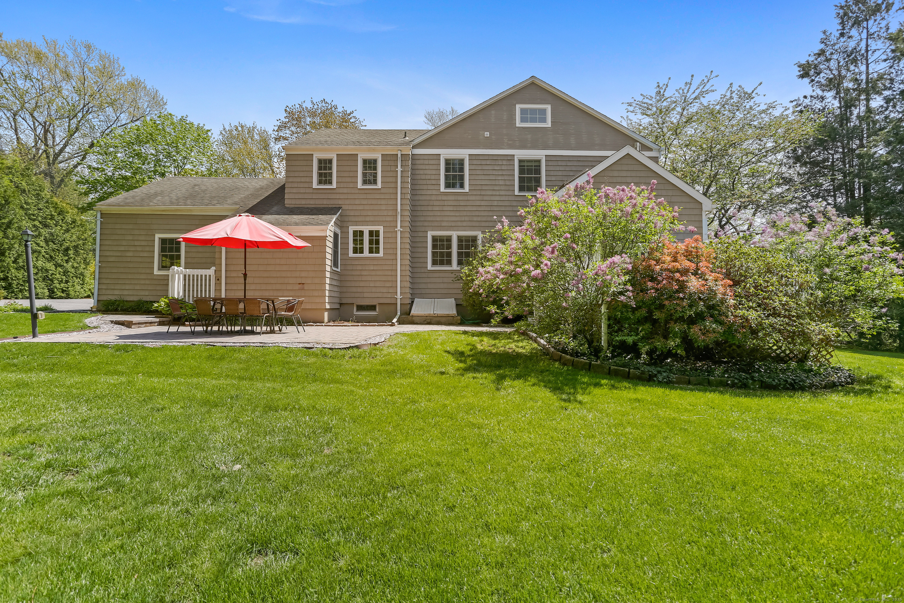 15 Old Orchard, Easton, Connecticut 06612