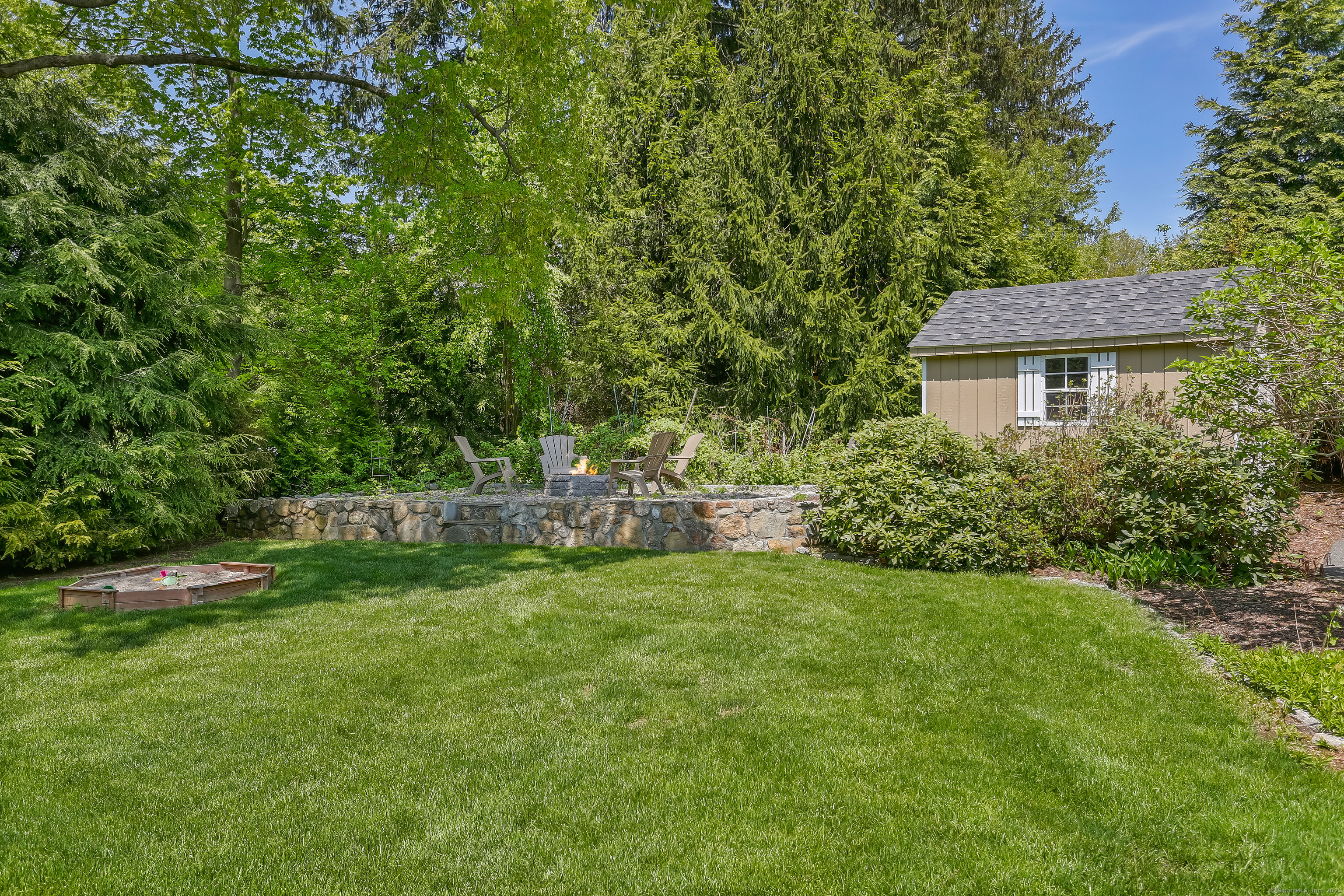 15 Old Orchard, Easton, Connecticut 06612