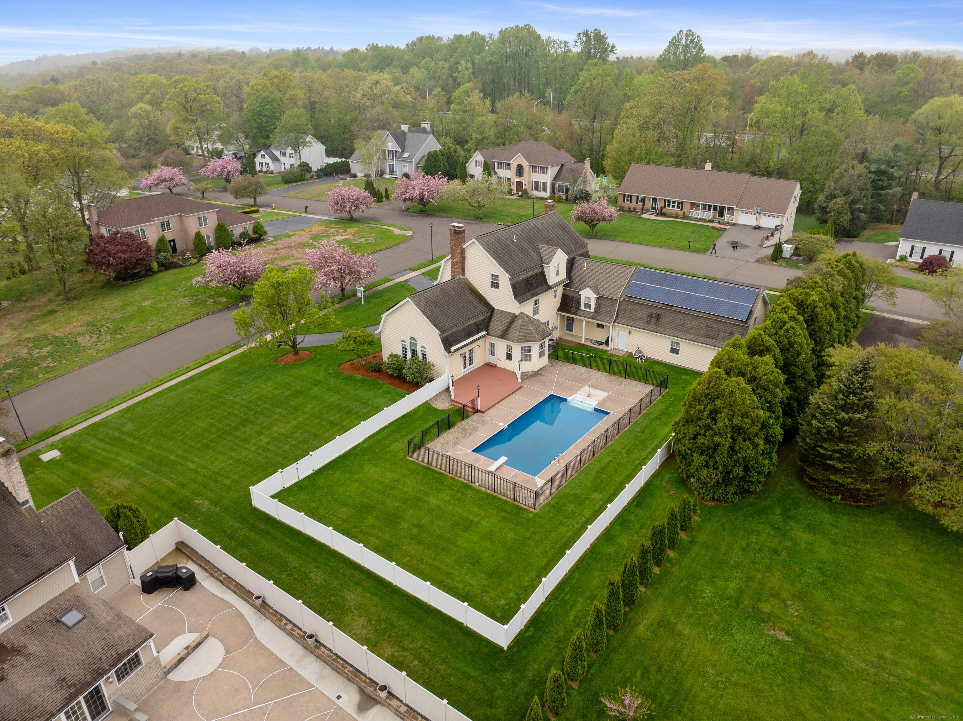 58 Jennifer, North Haven, Connecticut 06473
