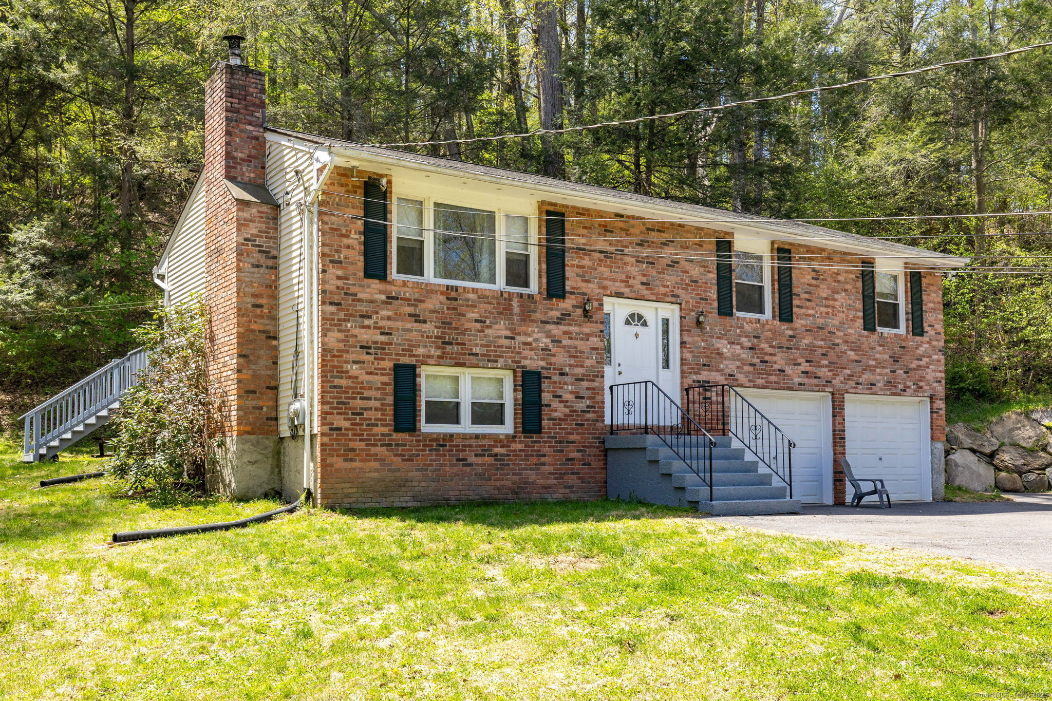 17 Cedar Hill, New Milford, Connecticut 06755