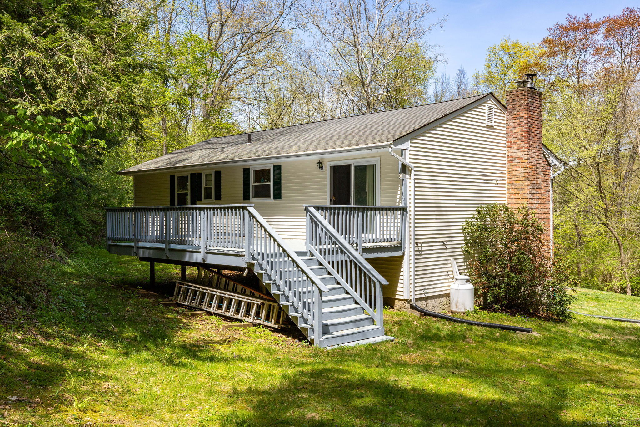 17 Cedar Hill, New Milford, Connecticut 06755