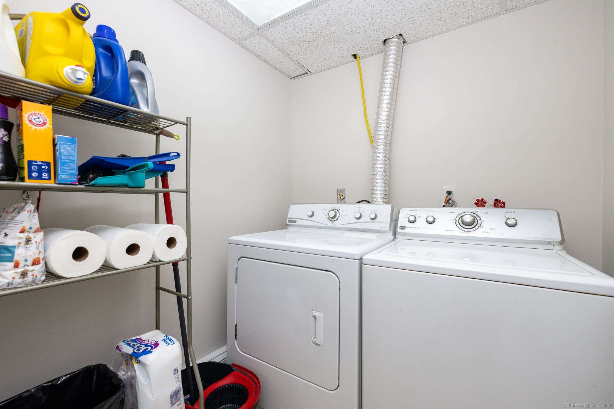 17 Cedar Hill, New Milford, Connecticut 06755
