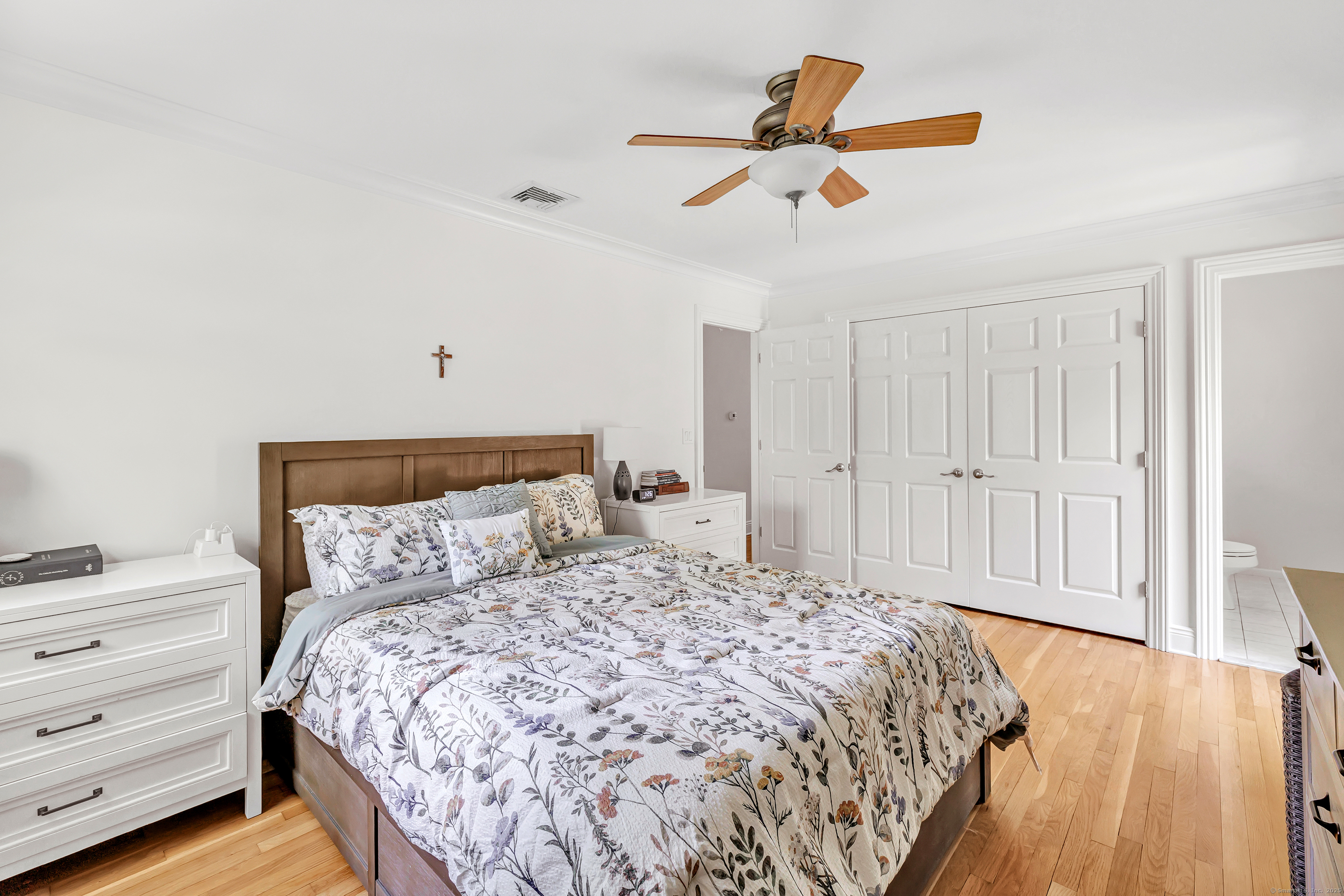 82 Village, Shelton, Connecticut 06484