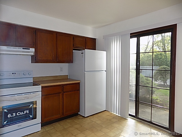 61 Aspetuck, New Milford, Connecticut 06776