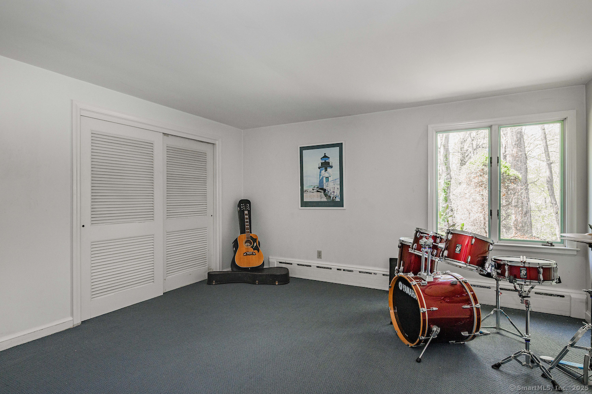 21 South, Harwinton, Connecticut 06791