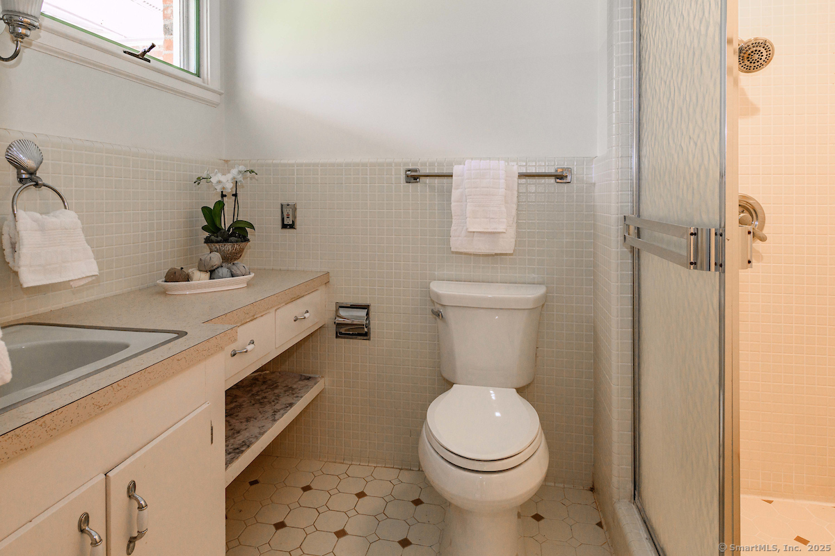 21 South, Harwinton, Connecticut 06791