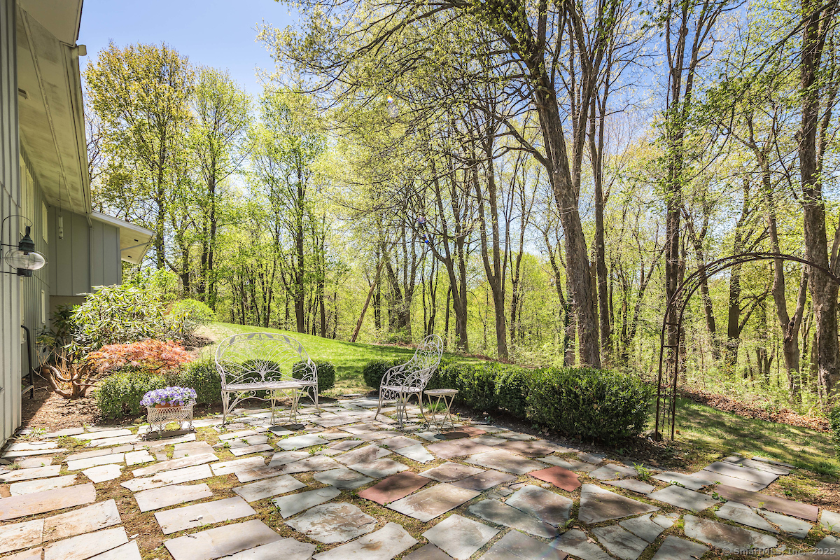 21 South, Harwinton, Connecticut 06791