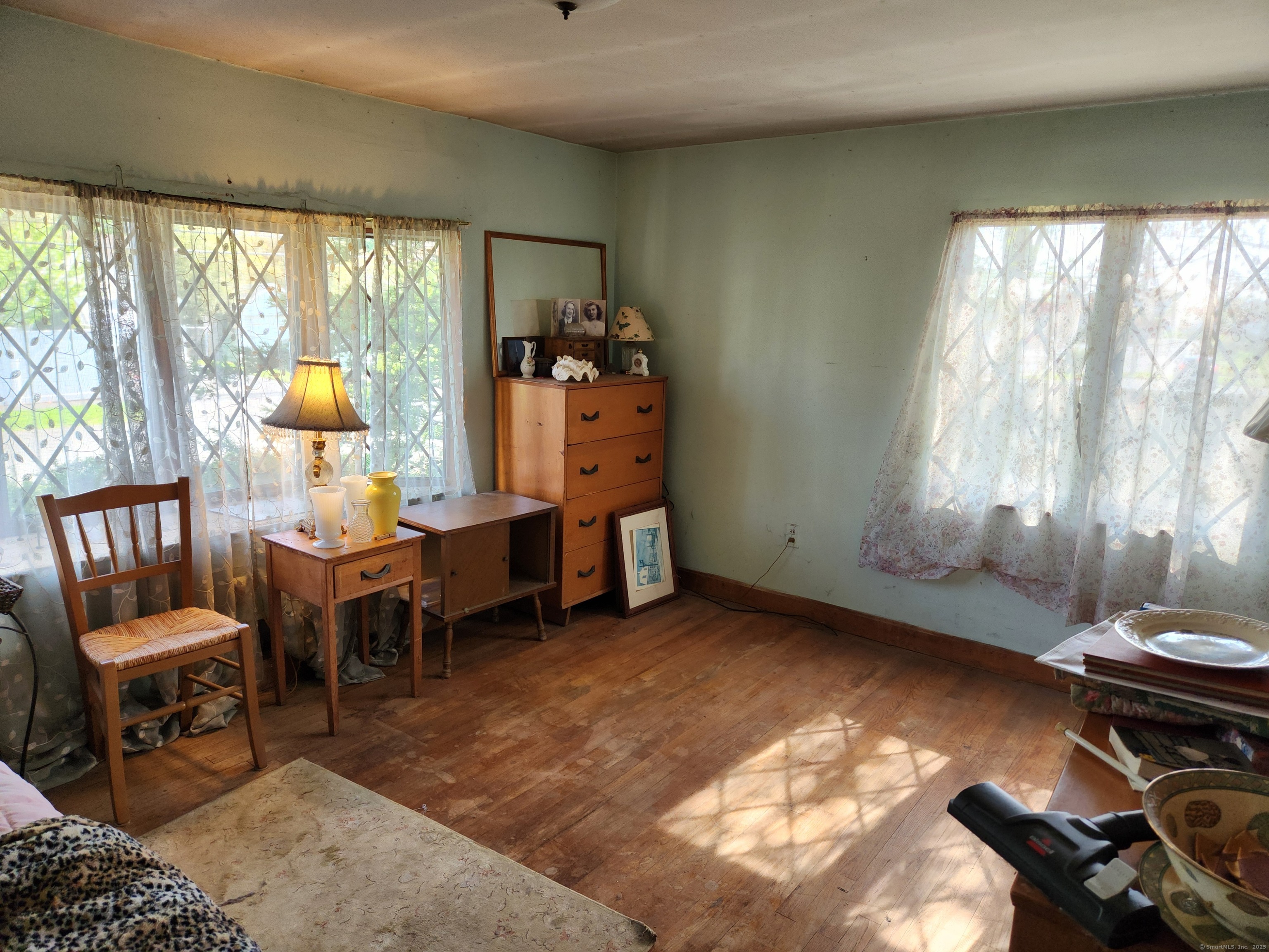 16 Vista, East Haven, Connecticut 06512