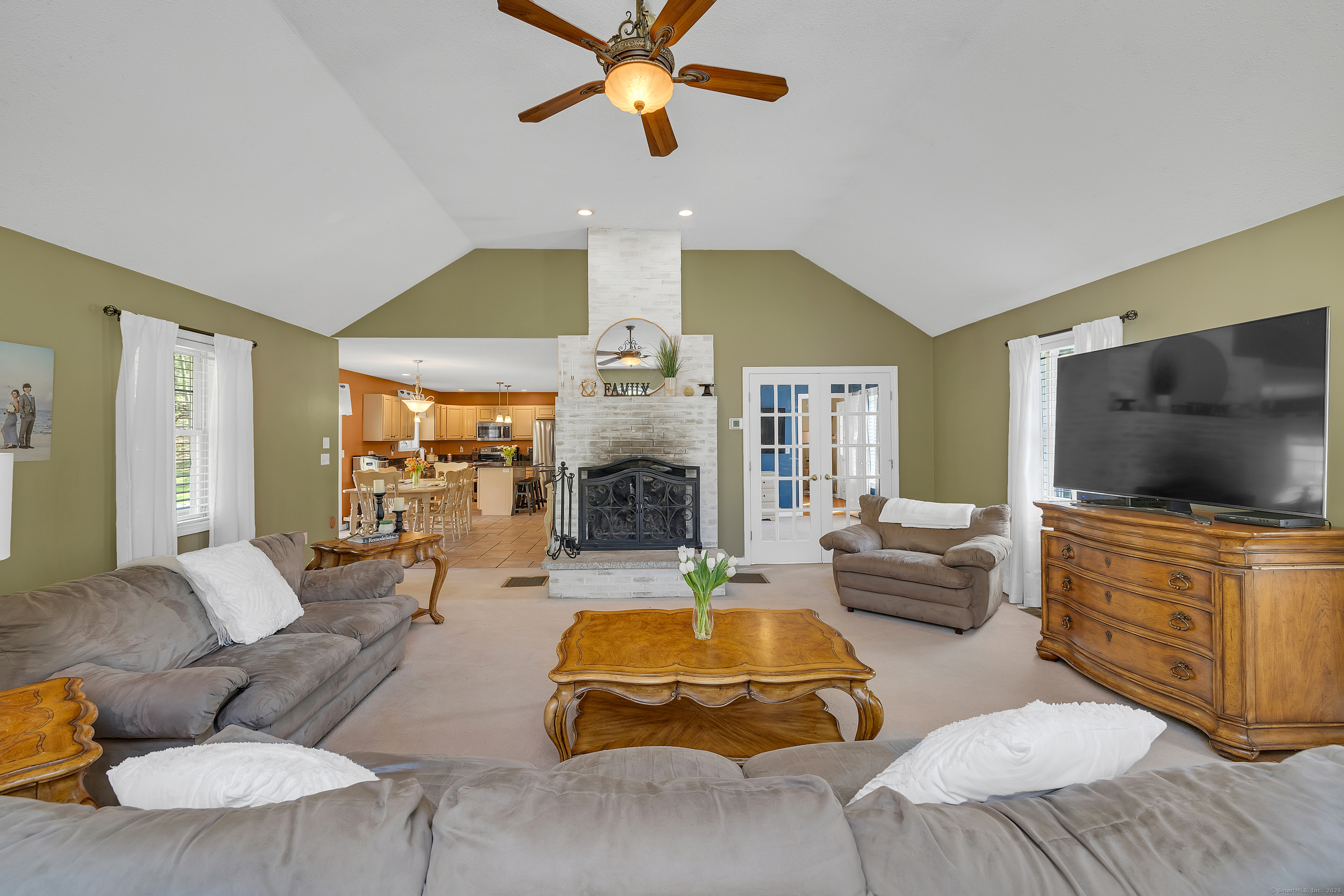 88 Mallory, Roxbury, Connecticut 06783