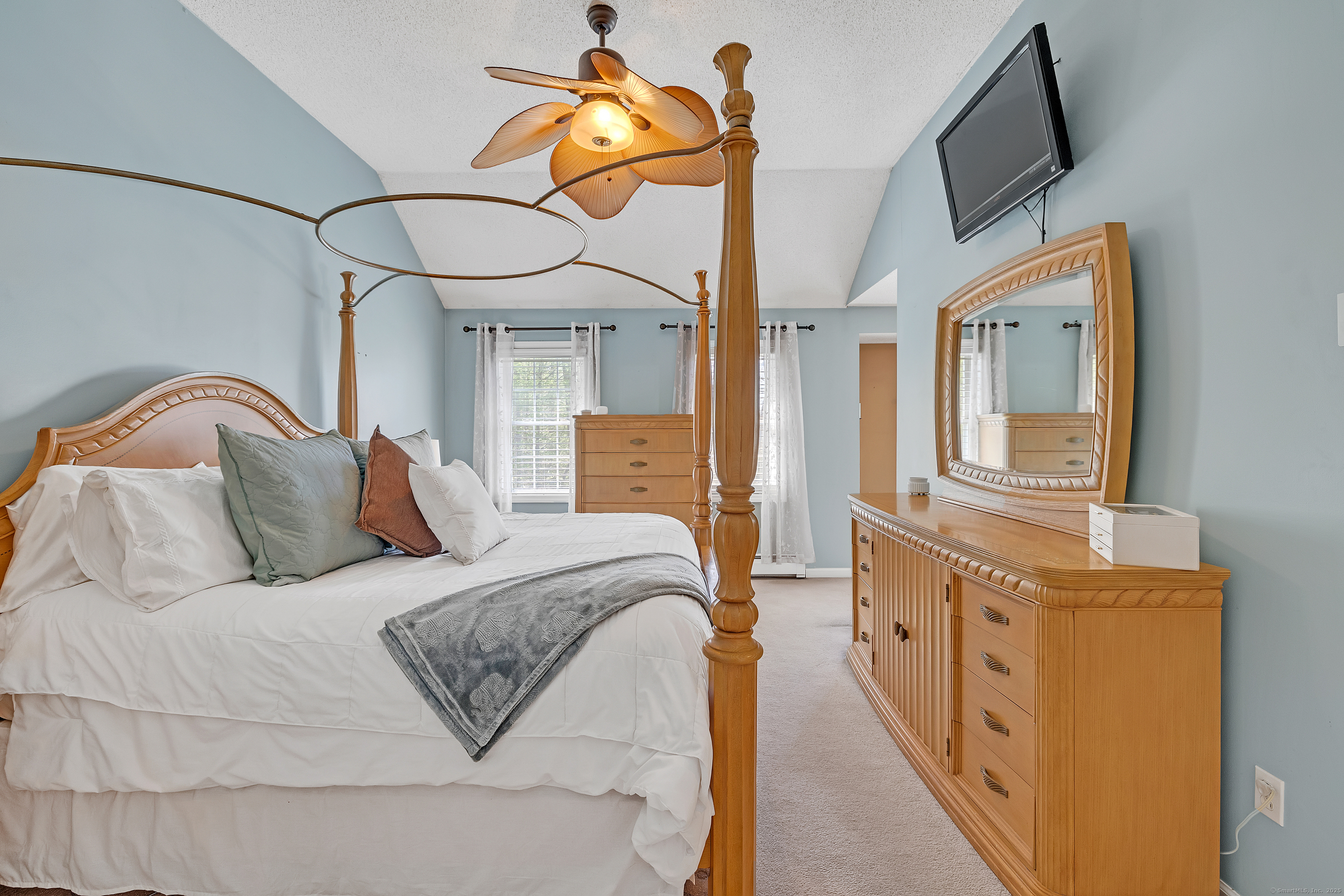 88 Mallory, Roxbury, Connecticut 06783