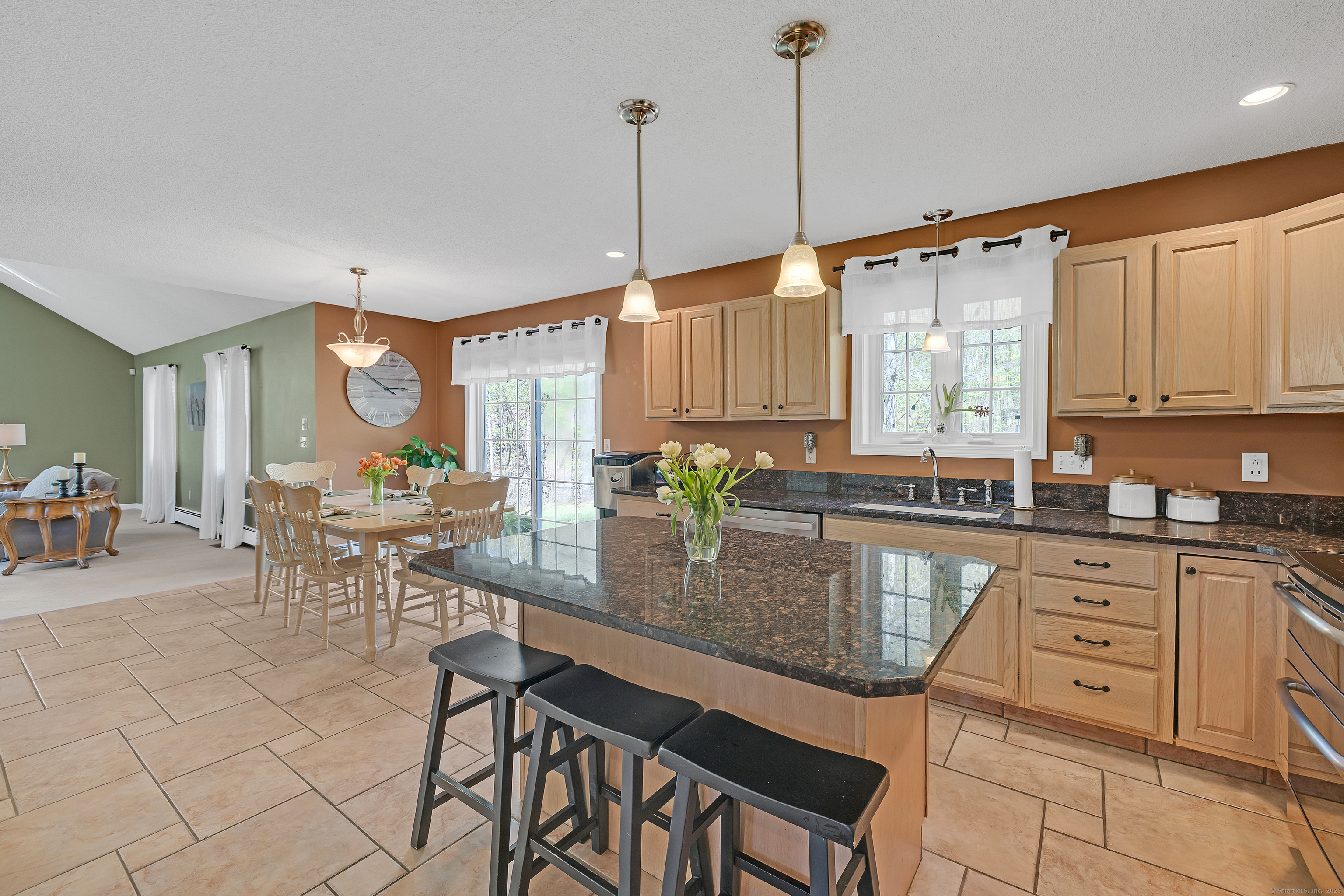 88 Mallory, Roxbury, Connecticut 06783