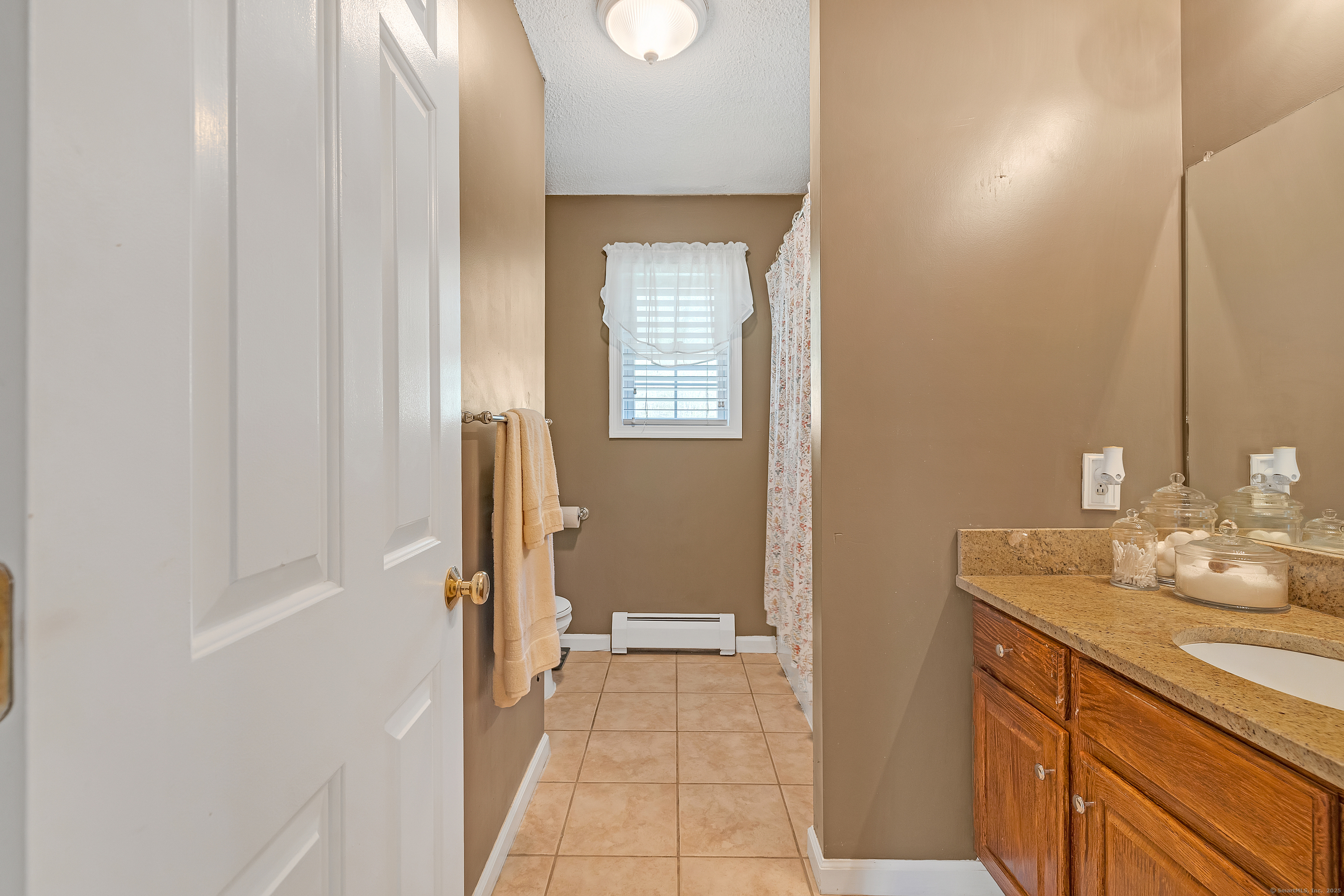 88 Mallory, Roxbury, Connecticut 06783