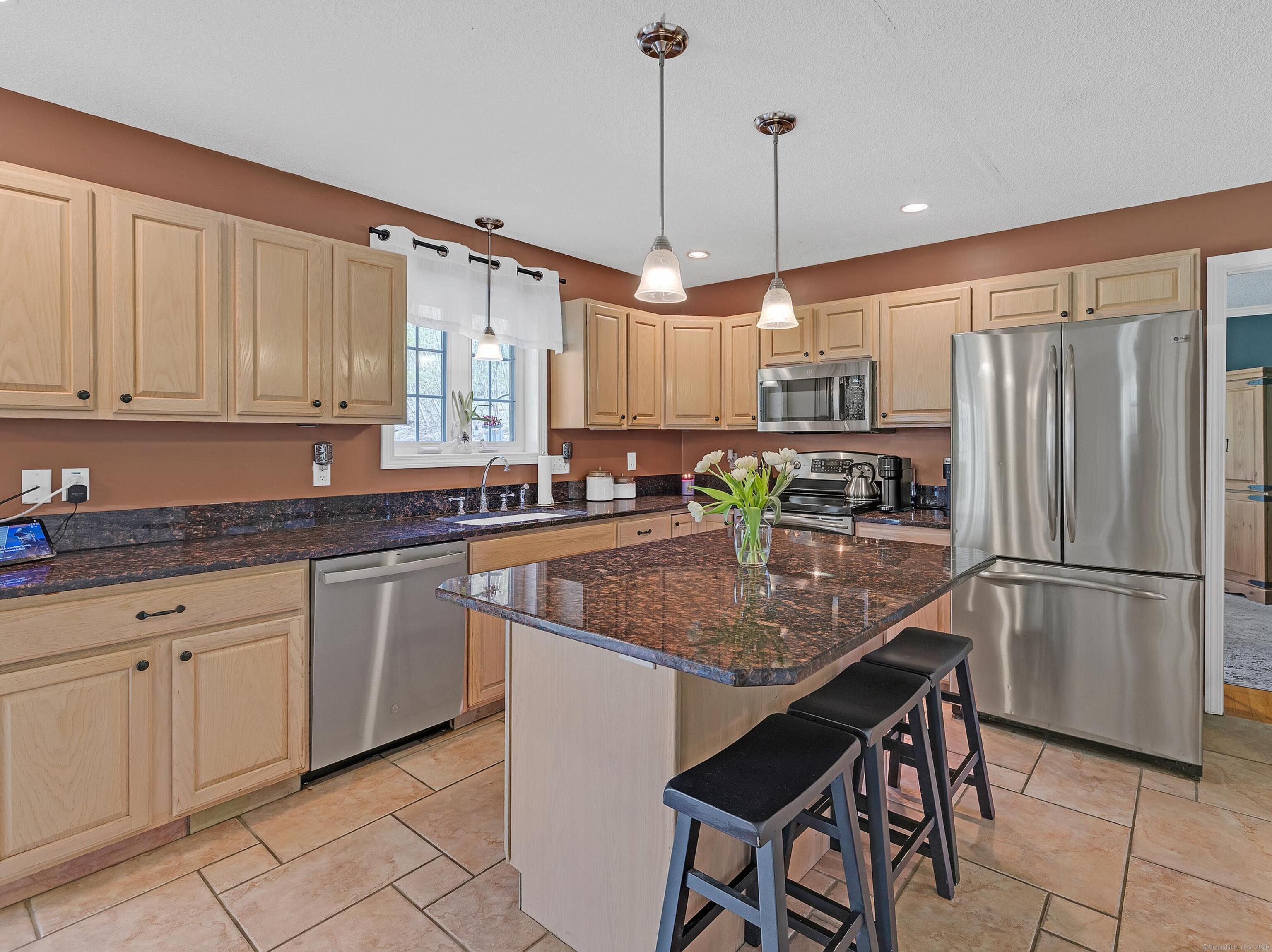 88 Mallory, Roxbury, Connecticut 06783