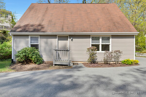 Homes for sale in Guilford, CT | 16 Copper Hill Dr #16, Guilford, CT 06437 | MLS# 24091551