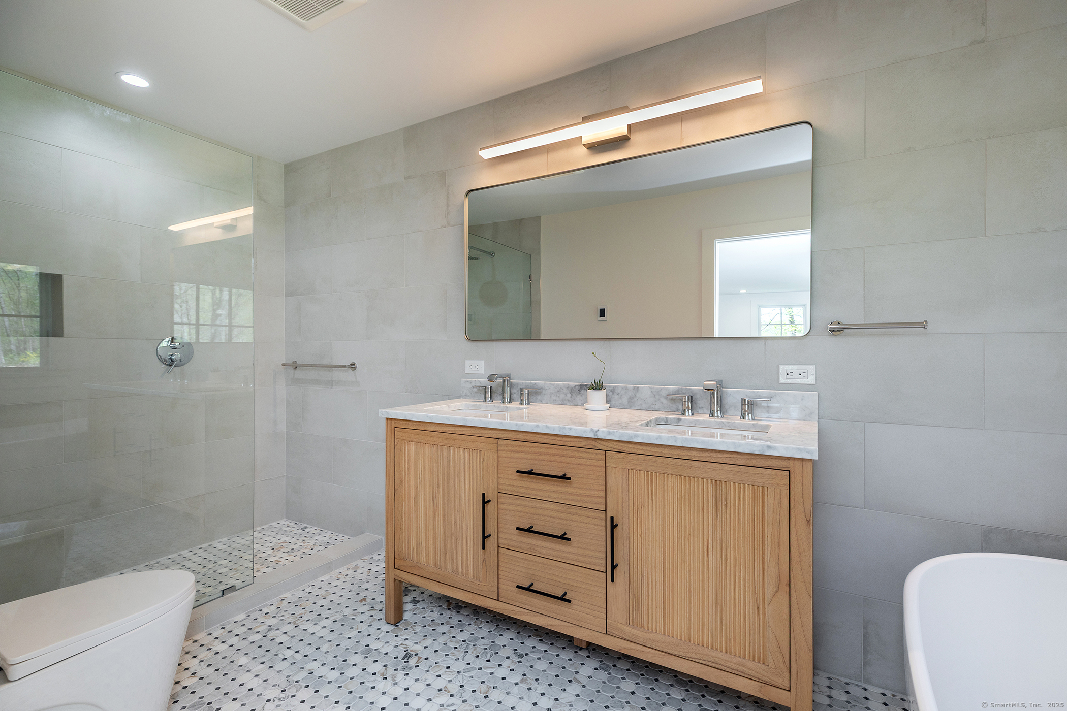 24 Tompkins Hill, Washington, Connecticut 06793