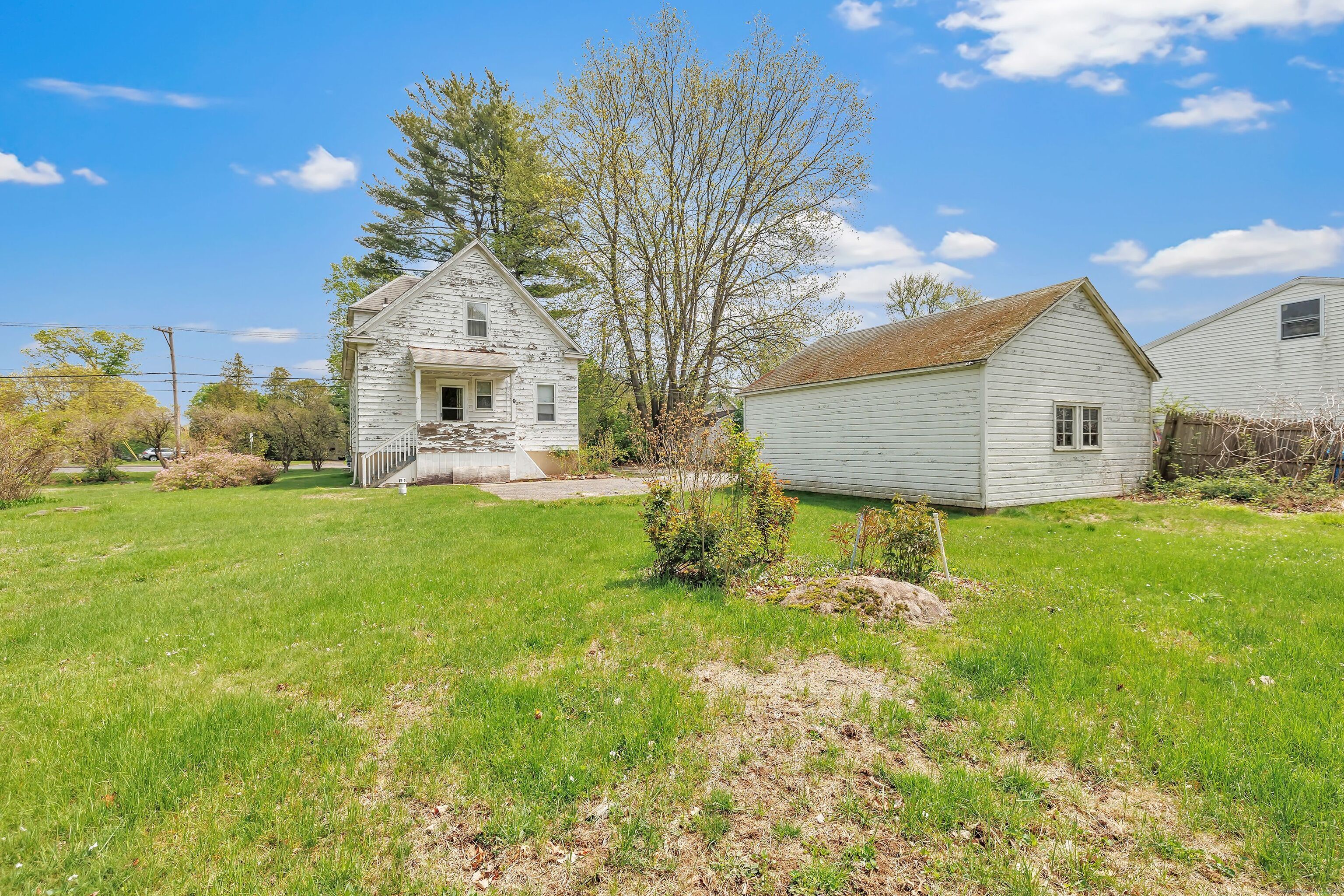 2803 Broadbridge, Stratford, Connecticut 06614