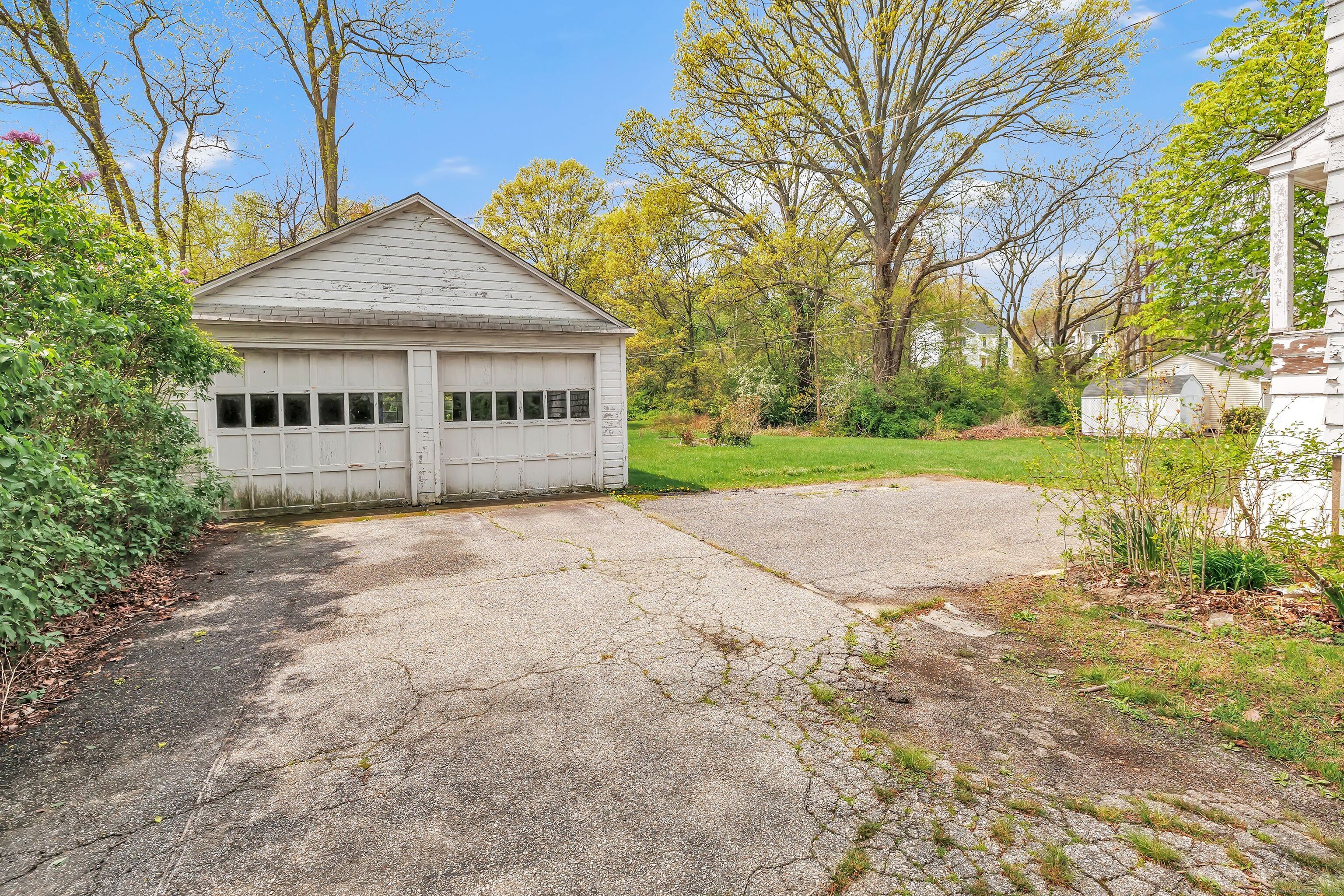 2803 Broadbridge, Stratford, Connecticut 06614