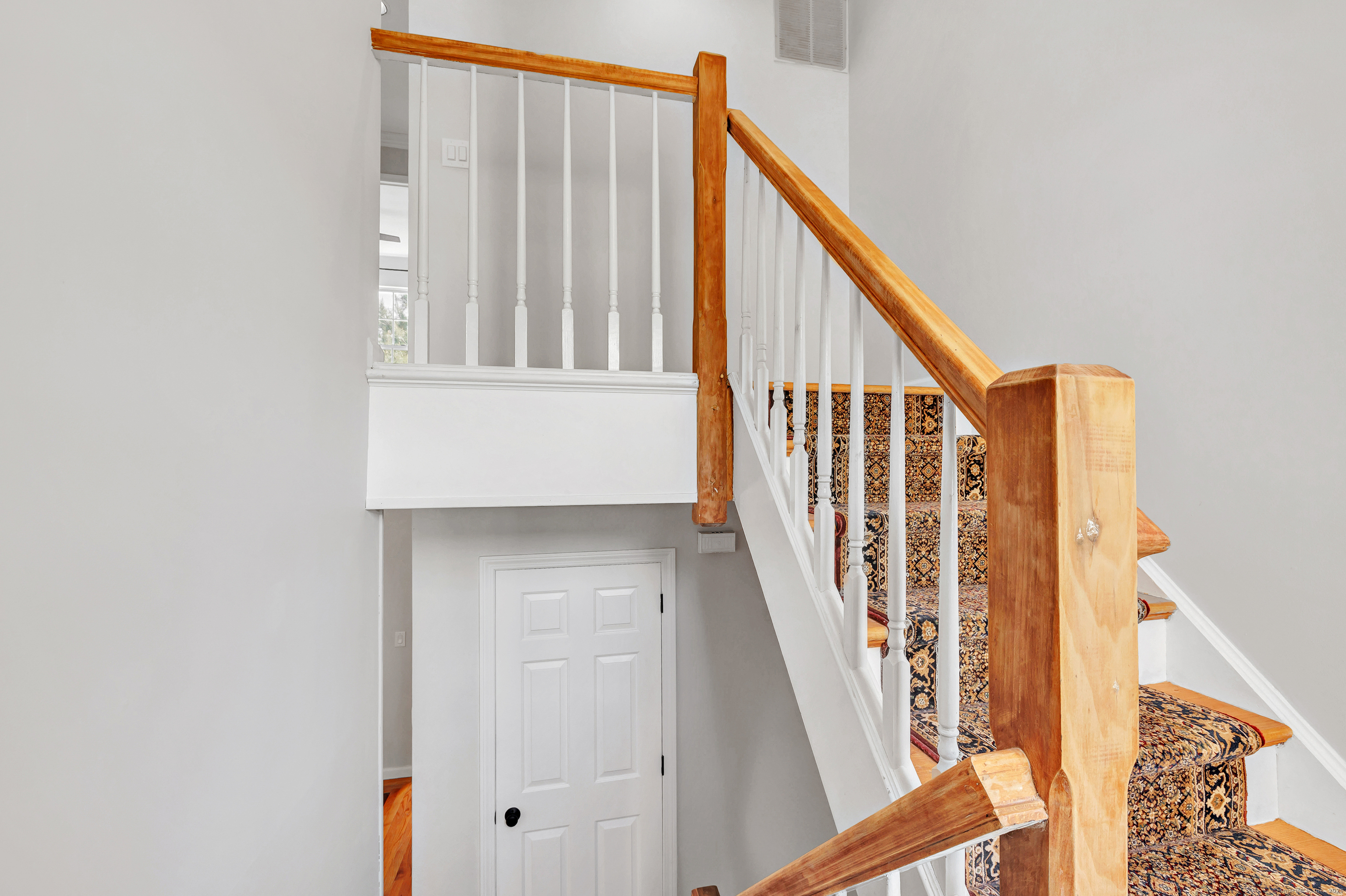 103 Paugusett, Trumbull, Connecticut 06611