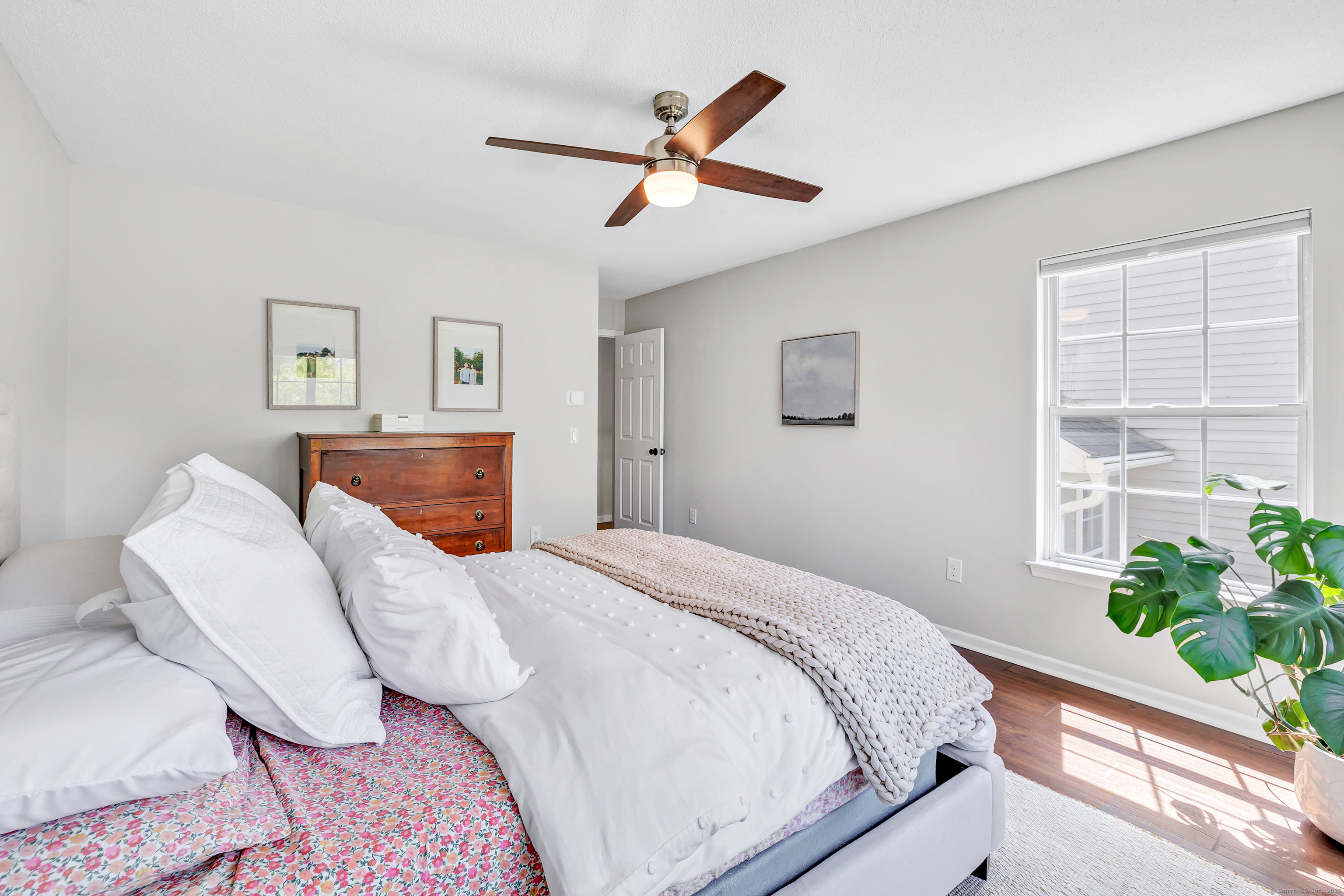 103 Paugusett, Trumbull, Connecticut 06611
