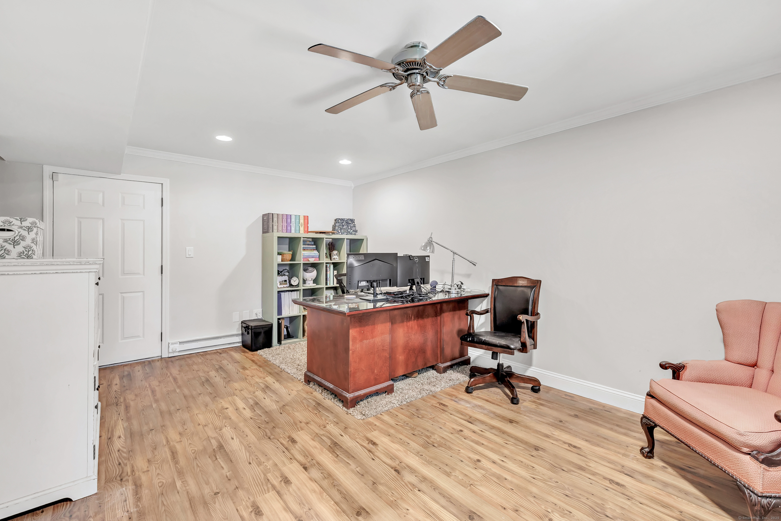 103 Paugusett, Trumbull, Connecticut 06611
