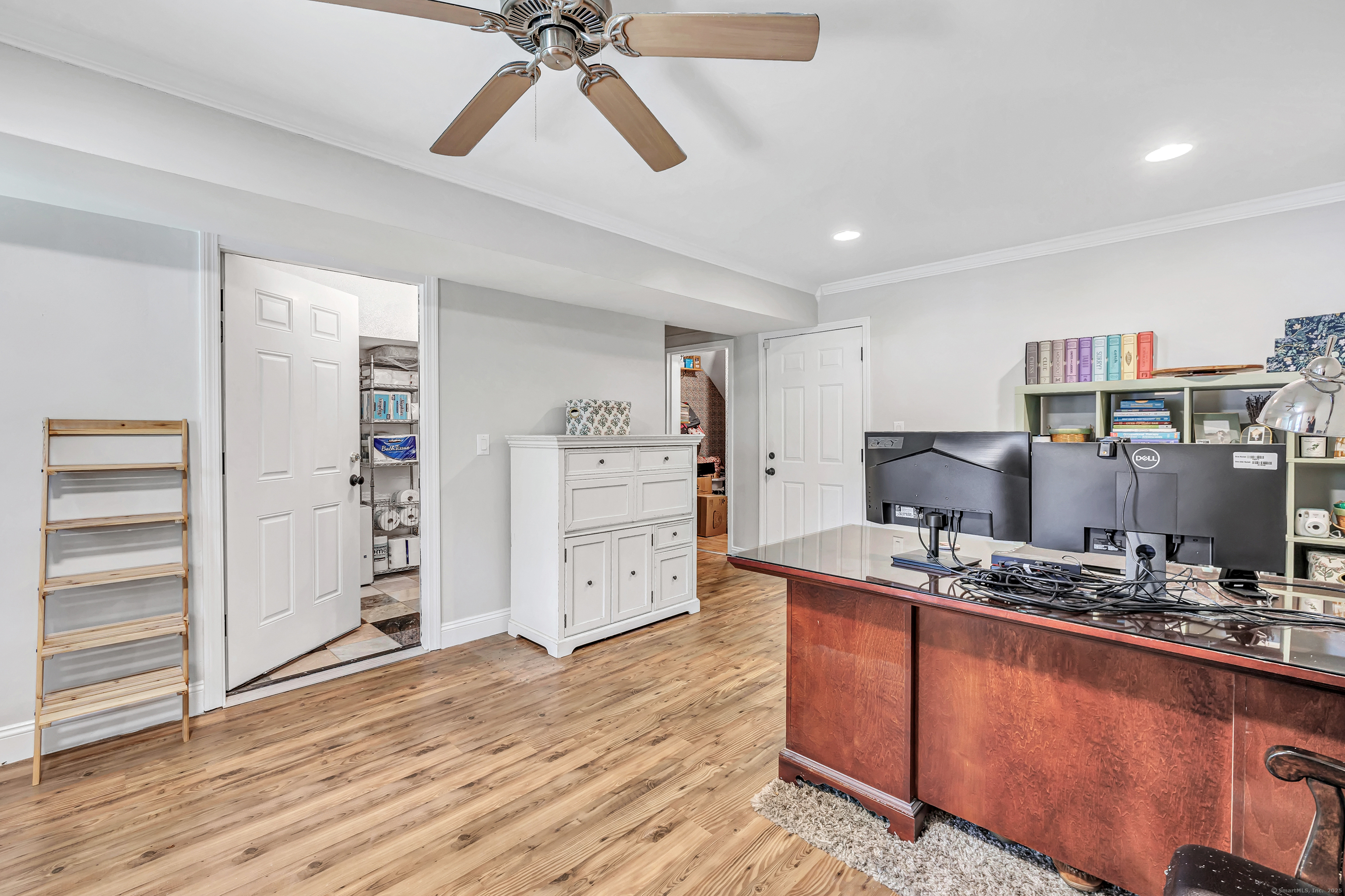 103 Paugusett, Trumbull, Connecticut 06611