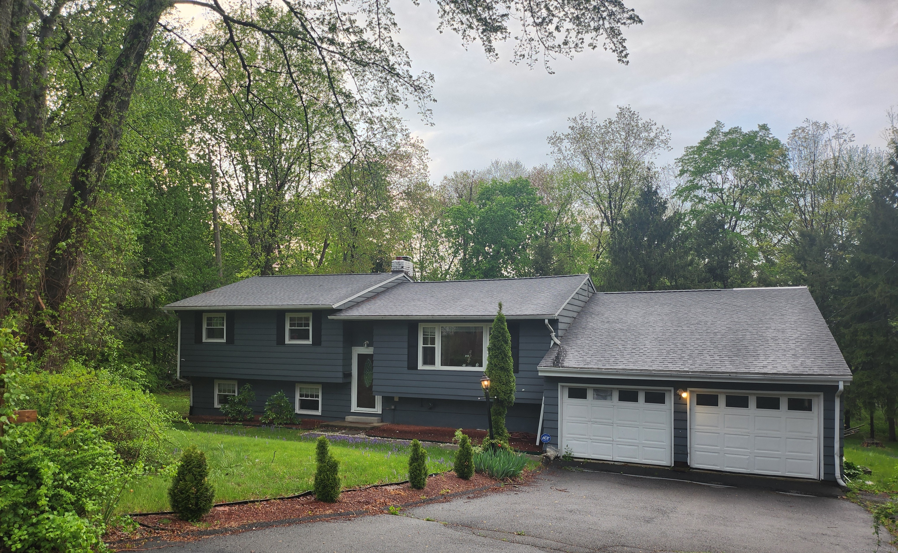 7 Brookdale, Brookfield, Connecticut 06804