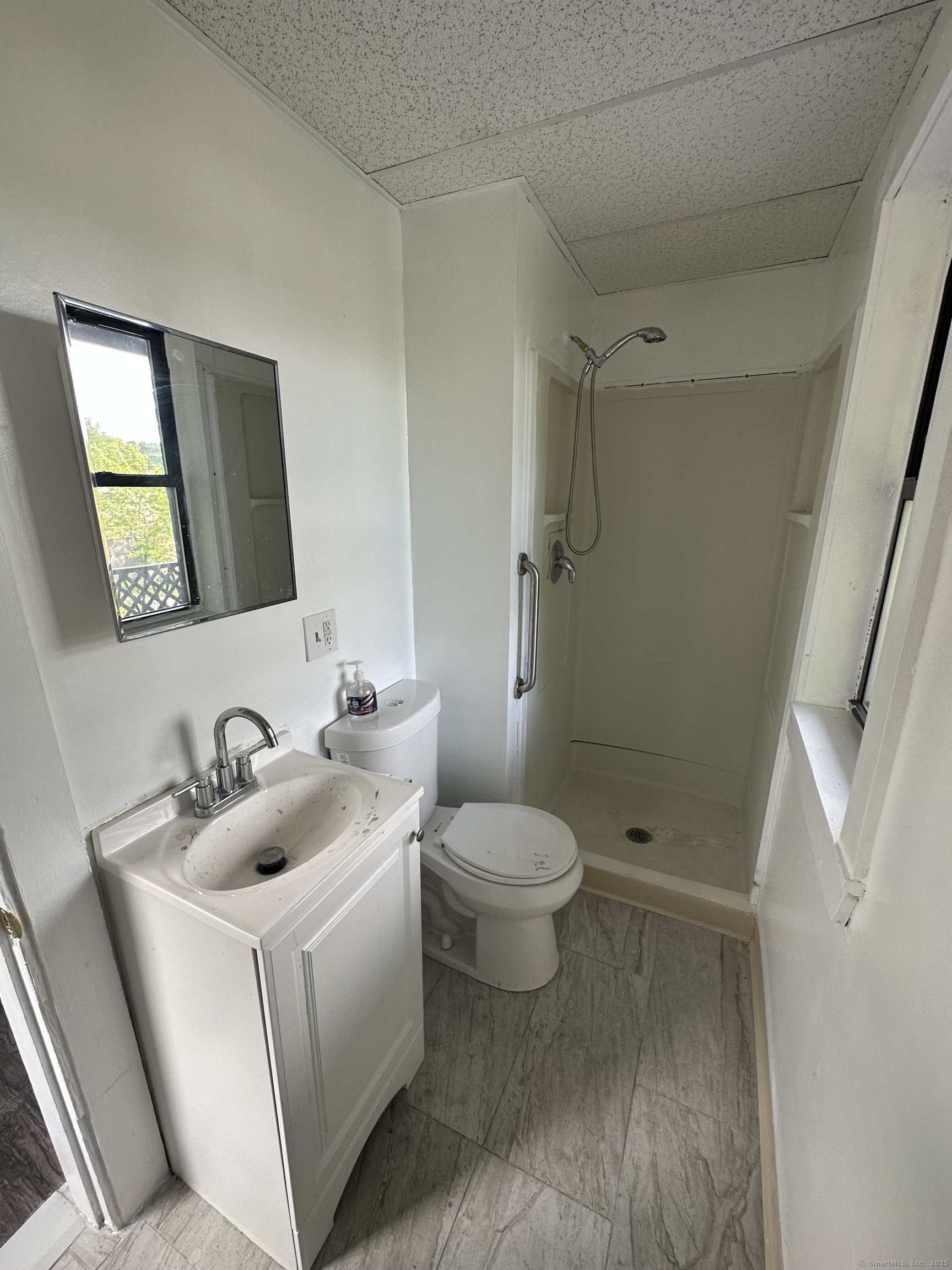 197 Leonard, Waterbury, Connecticut 06708