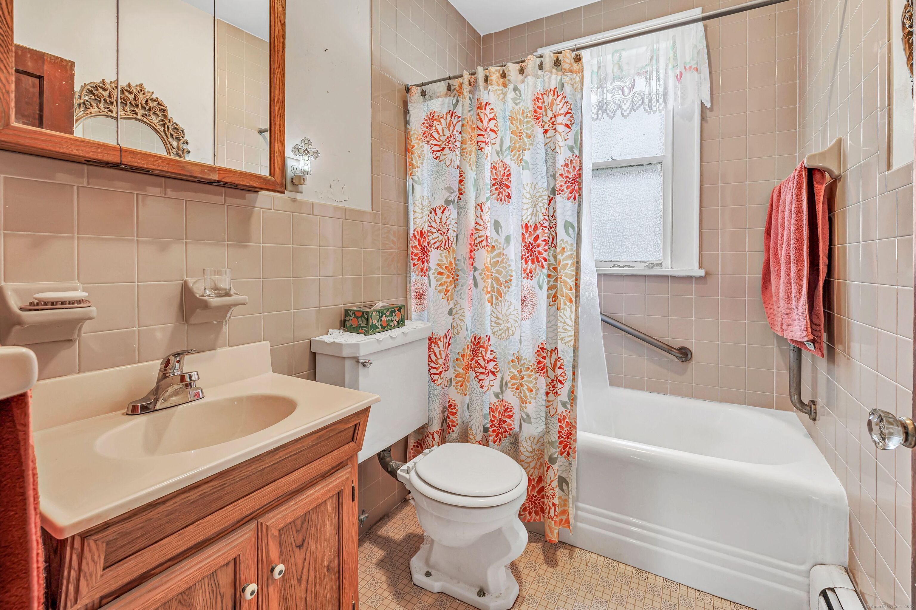 2803 Broadbridge, Stratford, Connecticut 06614