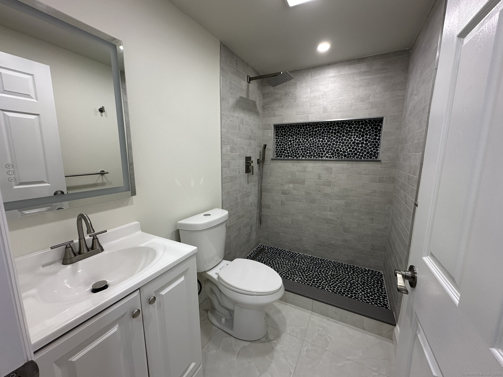 85 Sanford, West Haven, Connecticut 06516