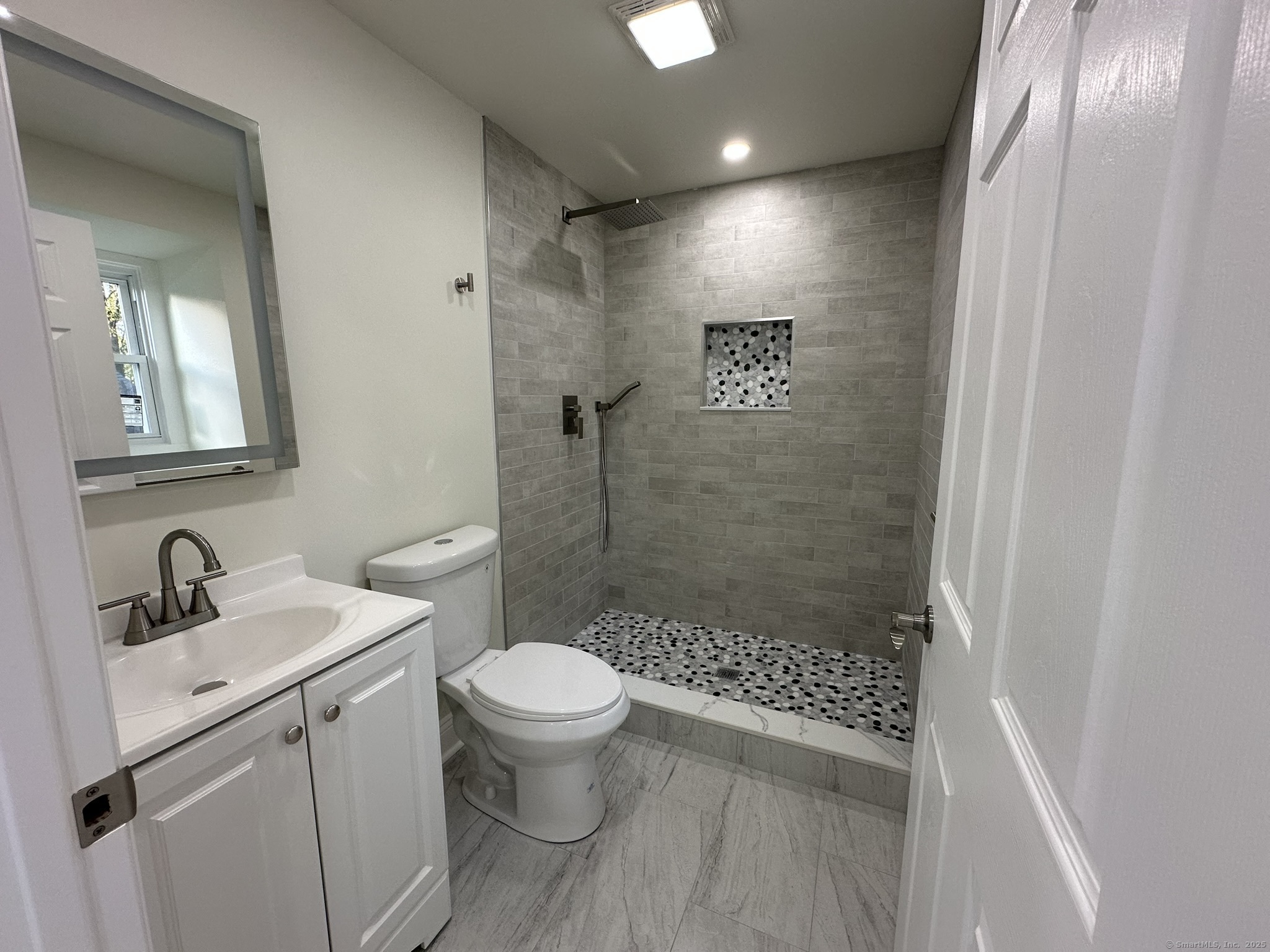 85 Sanford, West Haven, Connecticut 06516