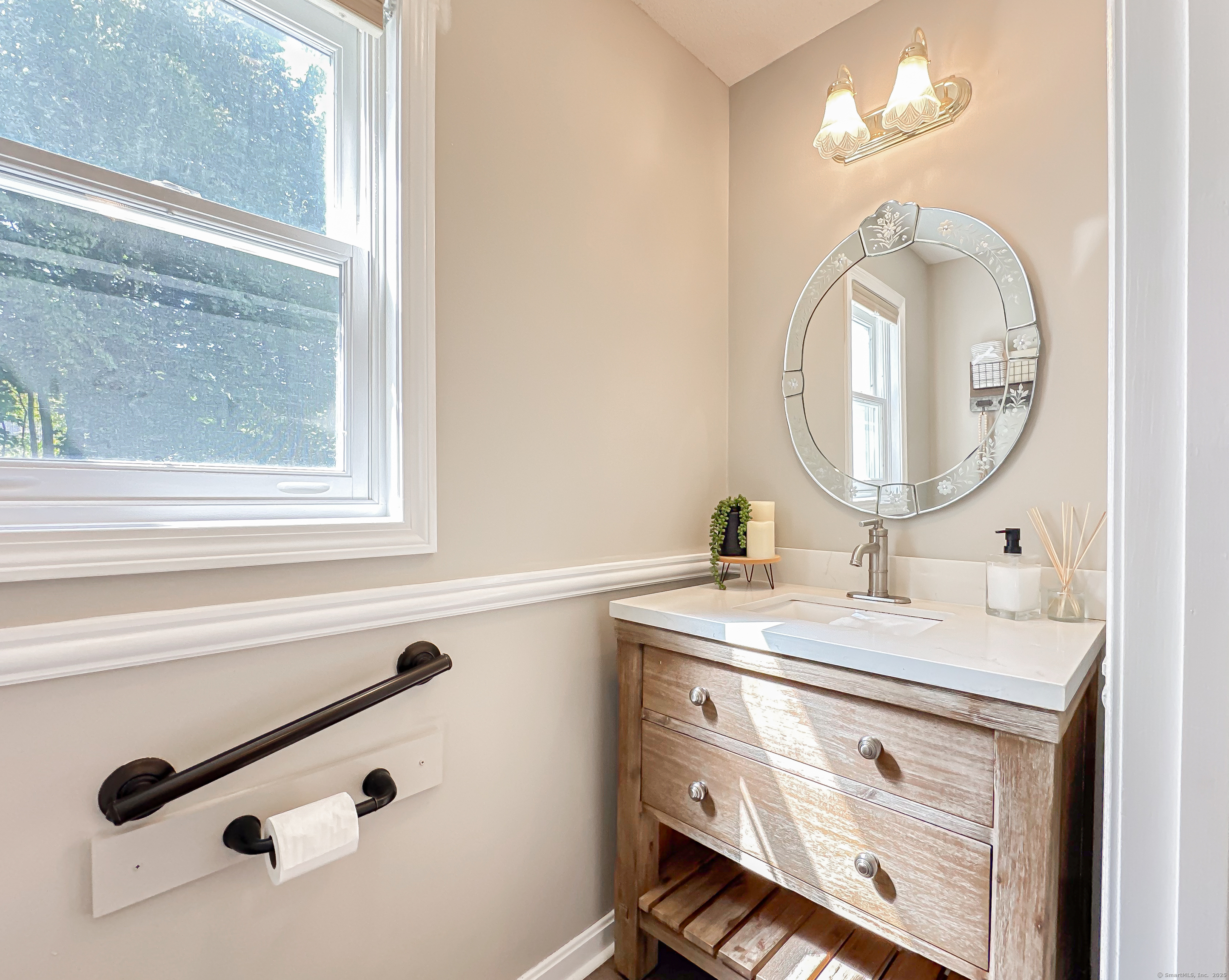 61 Geraldine, Naugatuck, Connecticut 06770