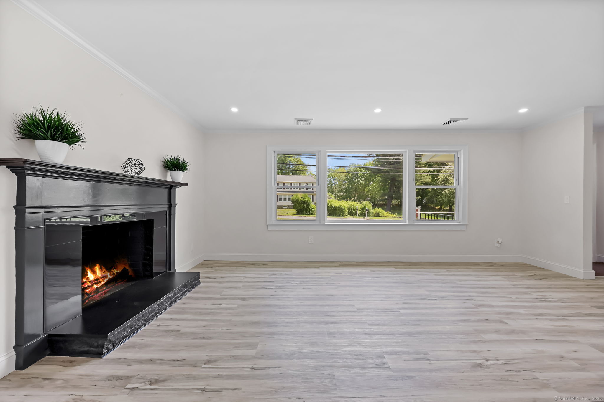 185 Newtown, Norwalk, Connecticut 06851