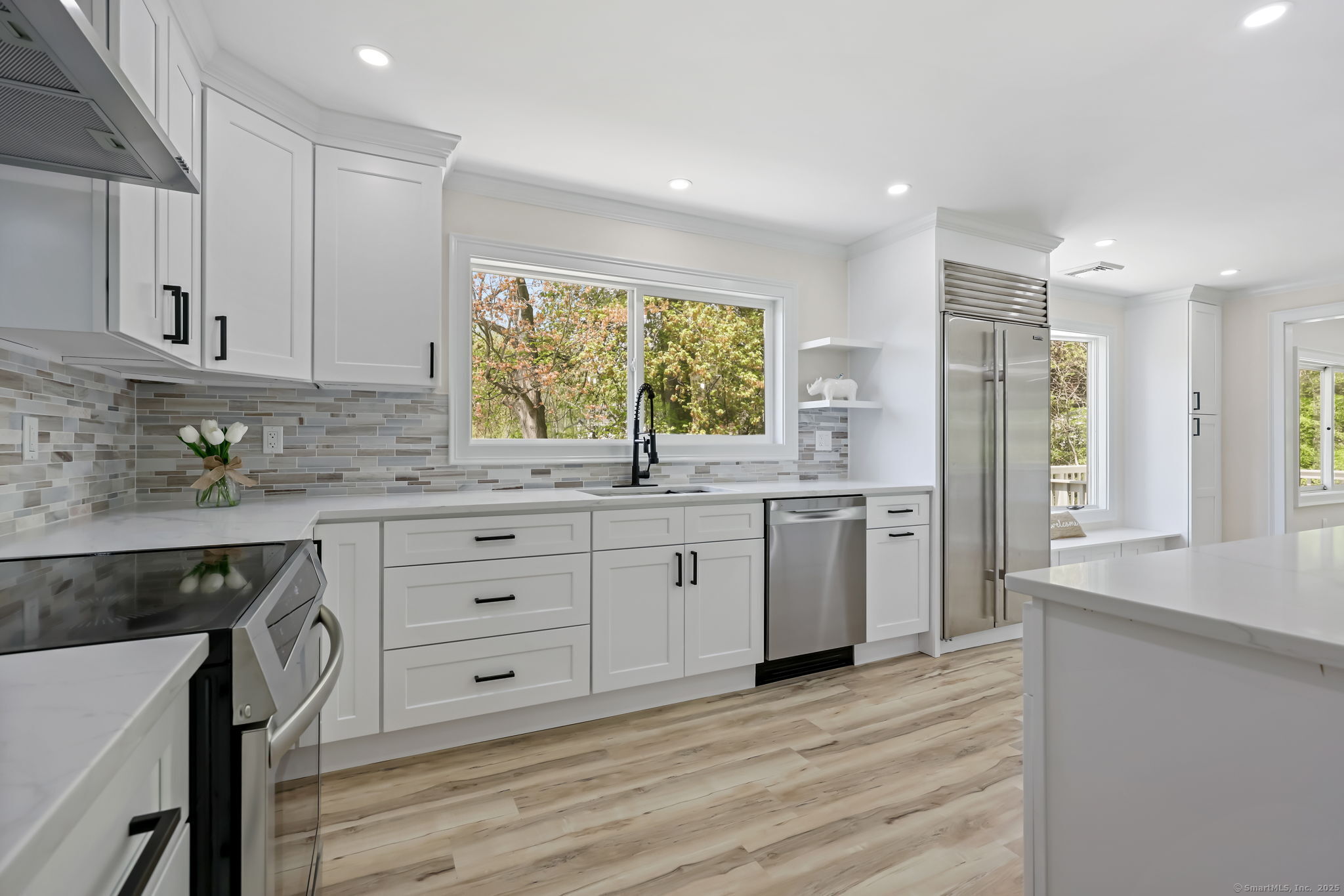 185 Newtown, Norwalk, Connecticut 06851